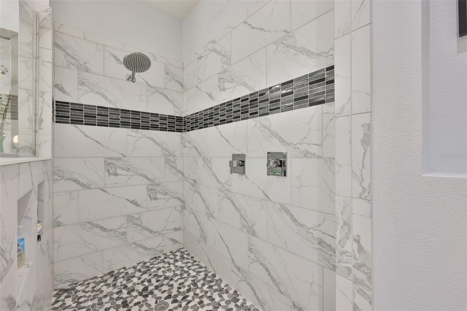 Image 40 of 74 For 10506 Cardera Drive