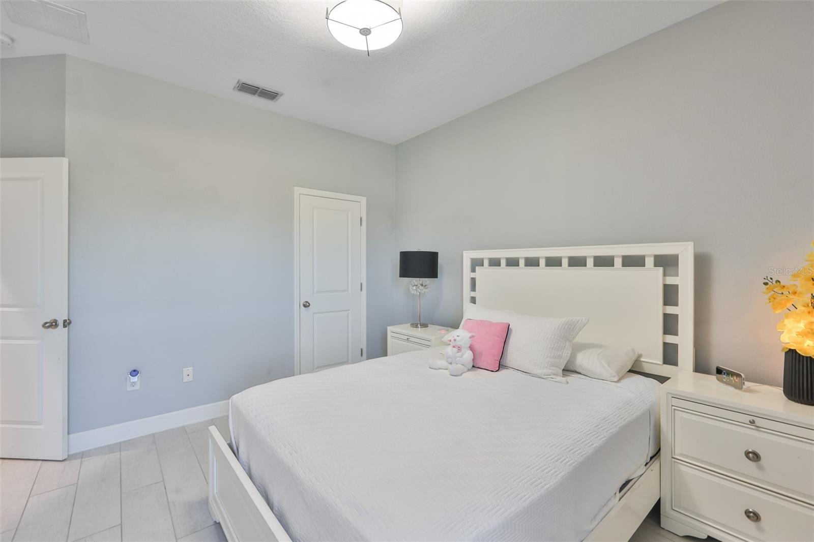 Image 45 of 74 For 10506 Cardera Drive