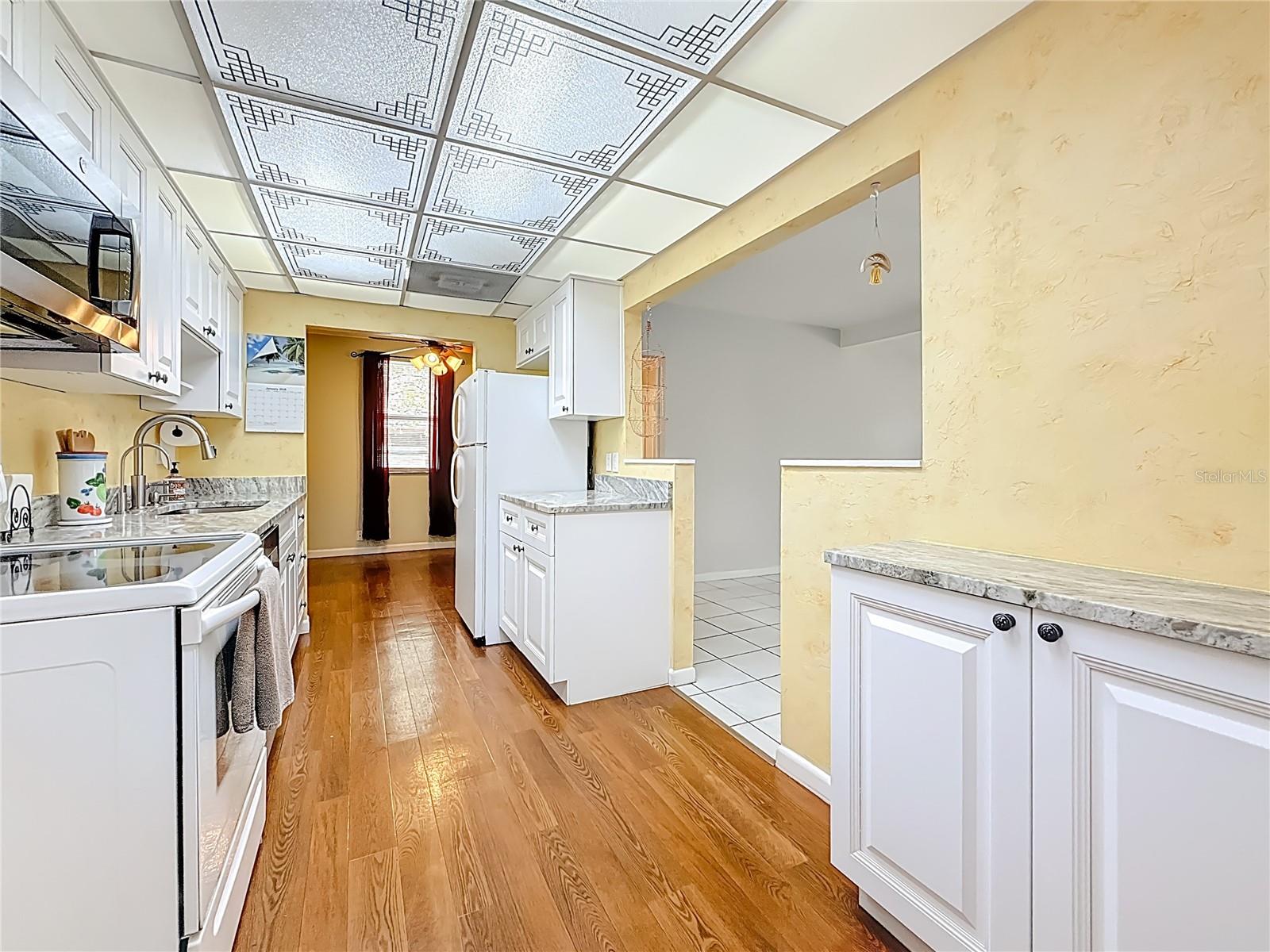 Image 12 of 38 For 3752 57th Avenue N