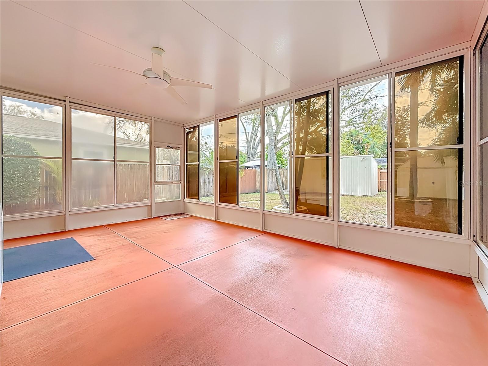 Image 31 of 38 For 3752 57th Avenue N