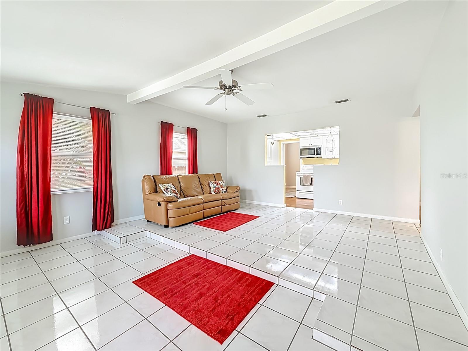 Image 6 of 38 For 3752 57th Avenue N