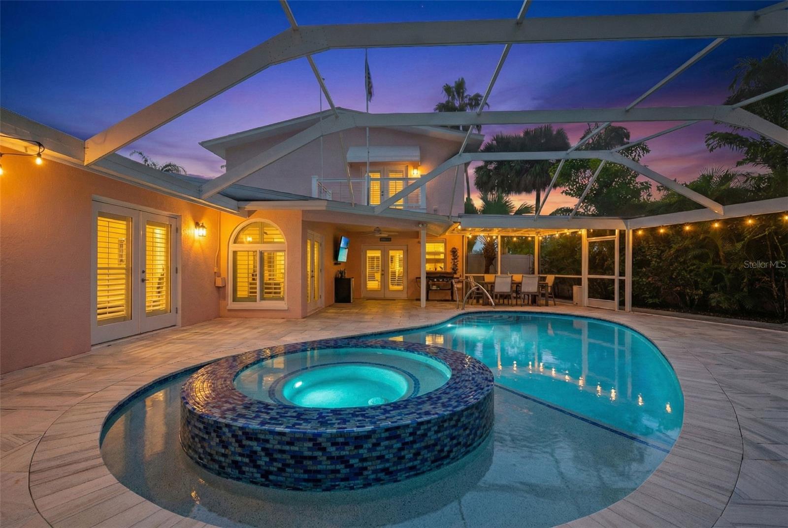 Image 2 of 71 For 536 Baywood Drive N