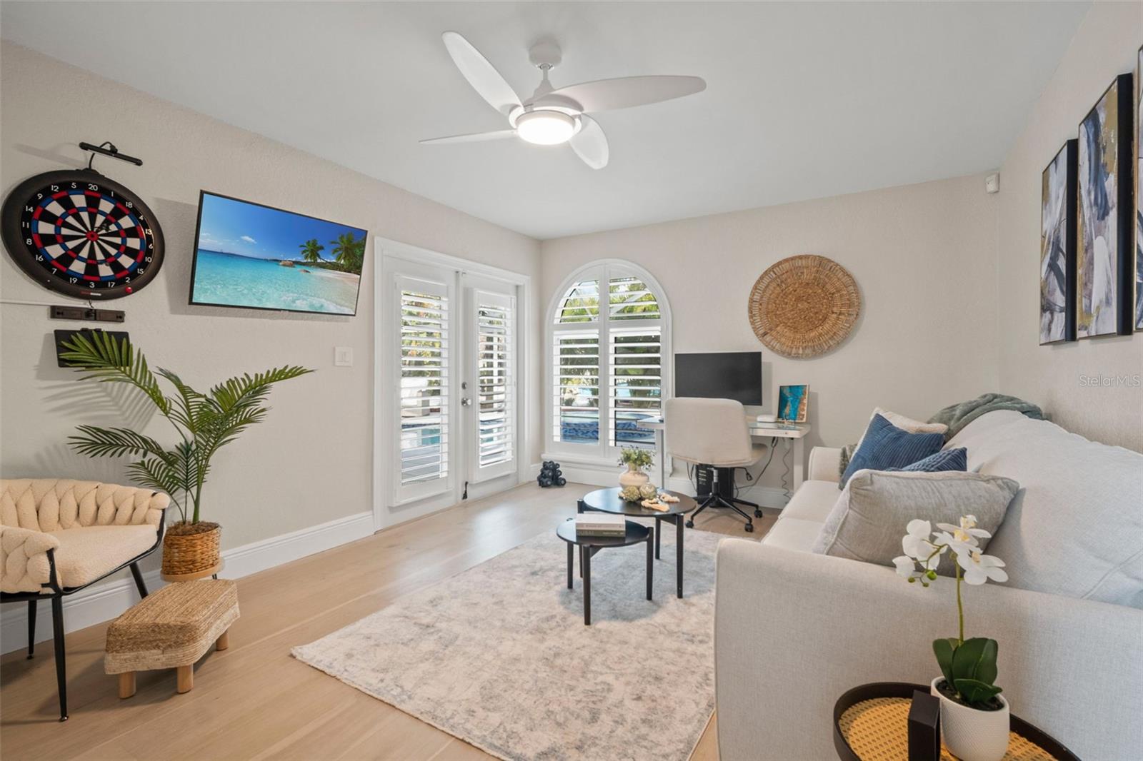 Image 37 of 71 For 536 Baywood Drive N