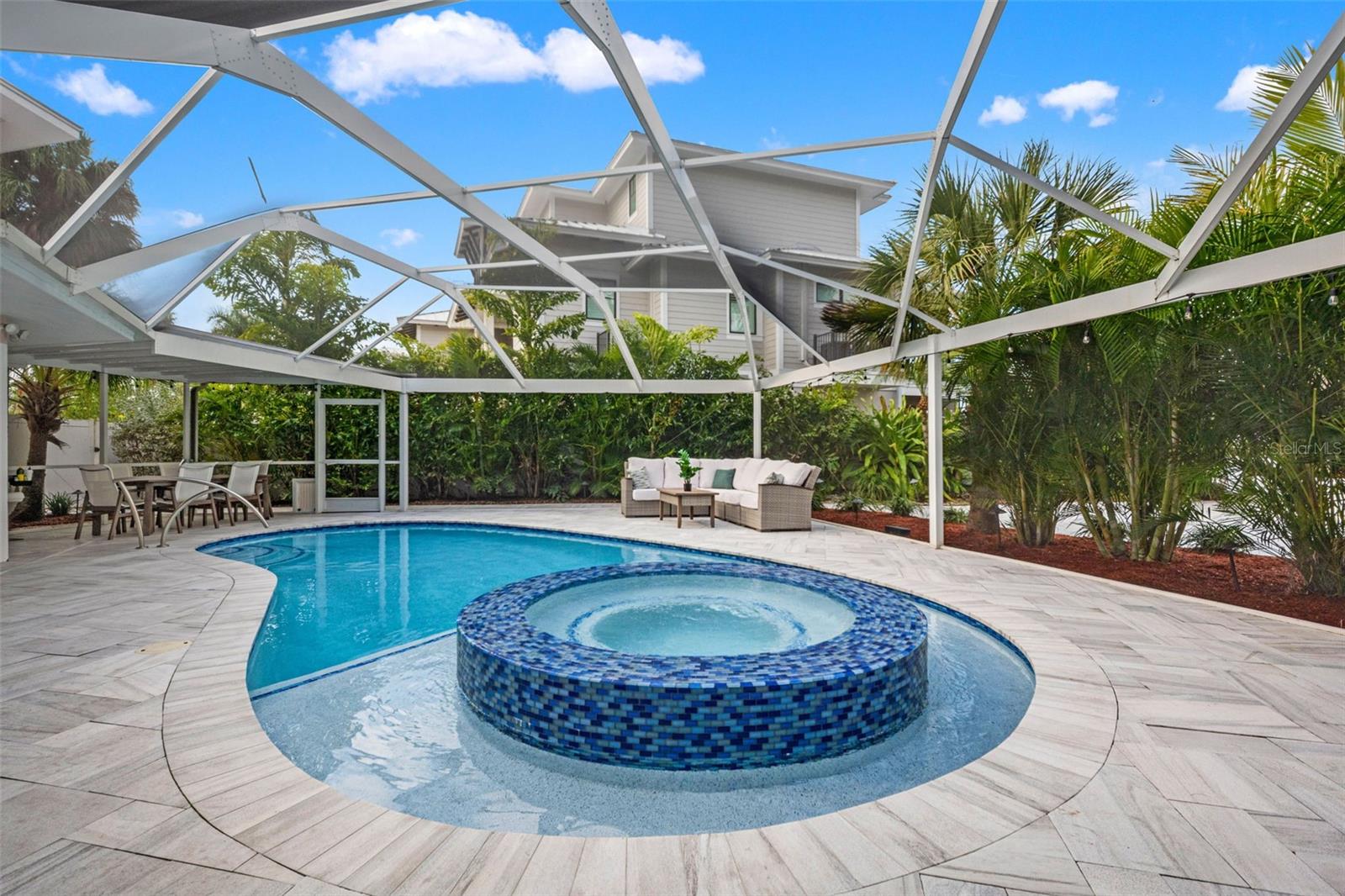 Image 53 of 71 For 536 Baywood Drive N