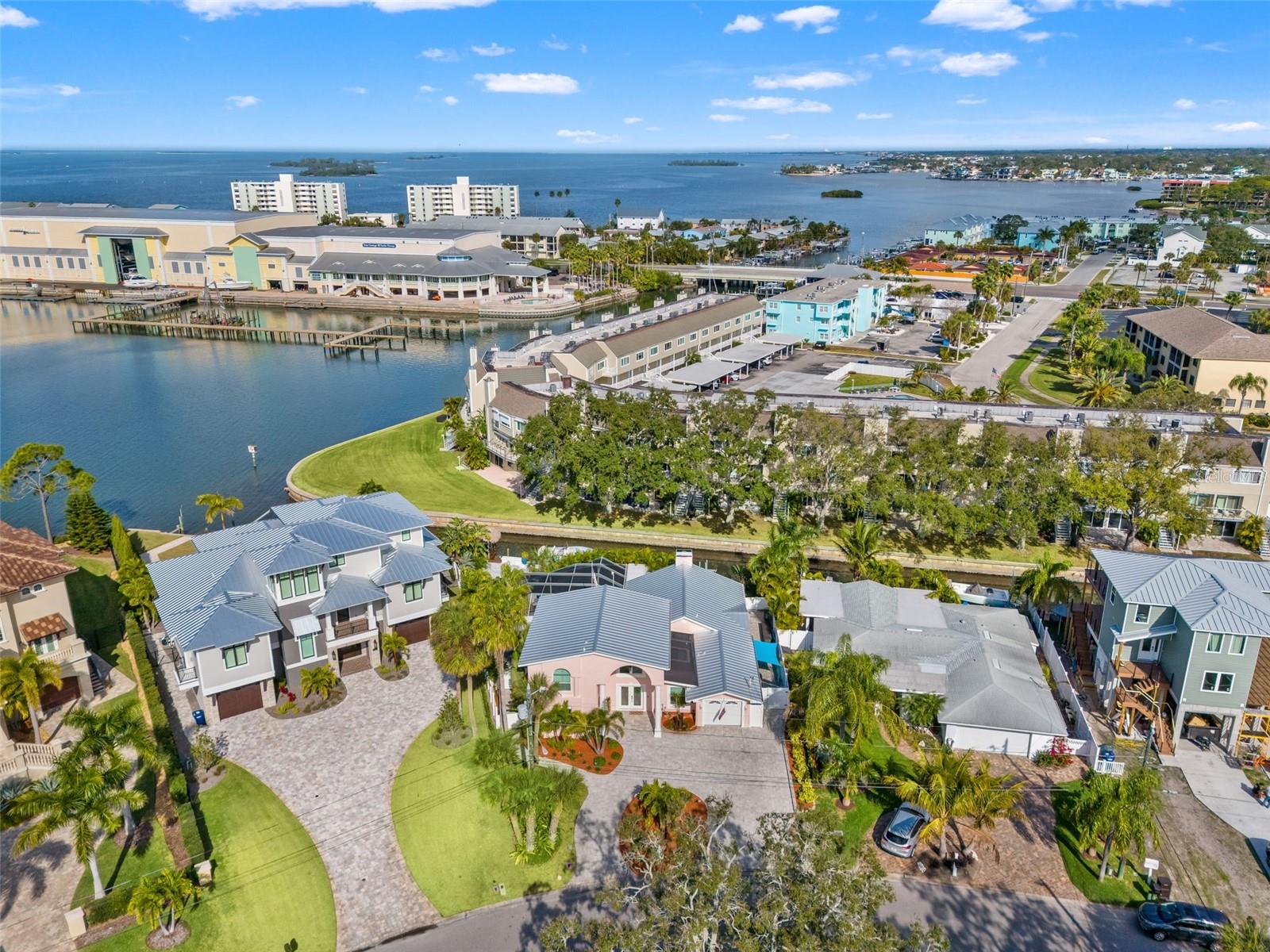 Image 68 of 71 For 536 Baywood Drive N