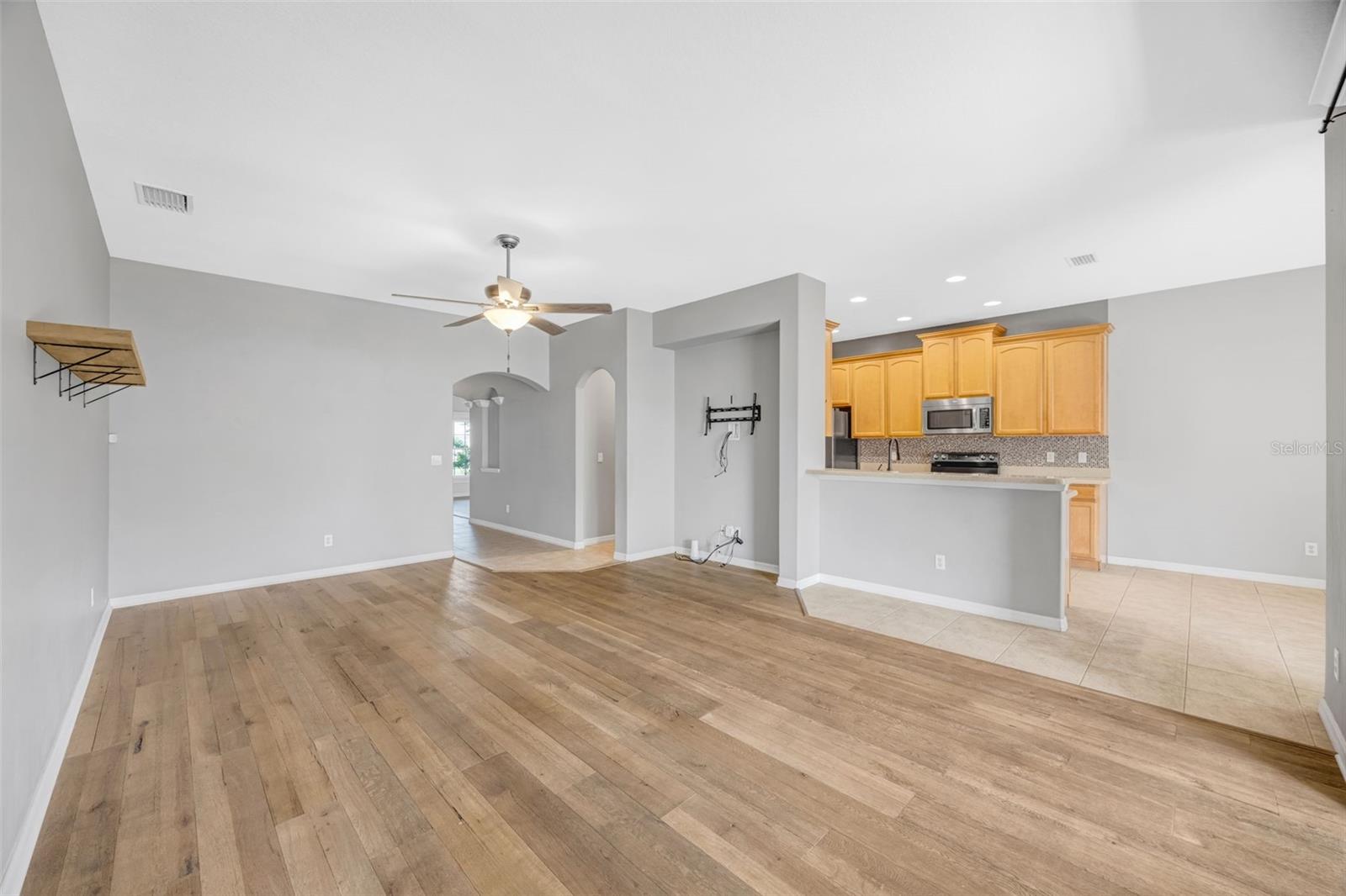 Image 22 of 53 For 3406 Regner Drive