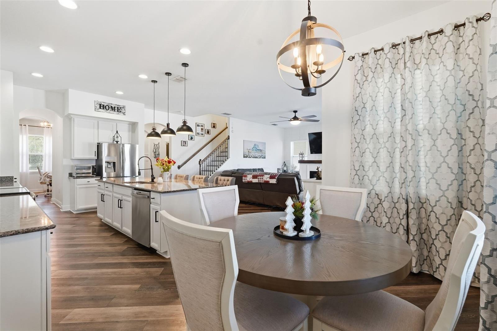 Image 10 of 45 For 8113 Champions Forest Way