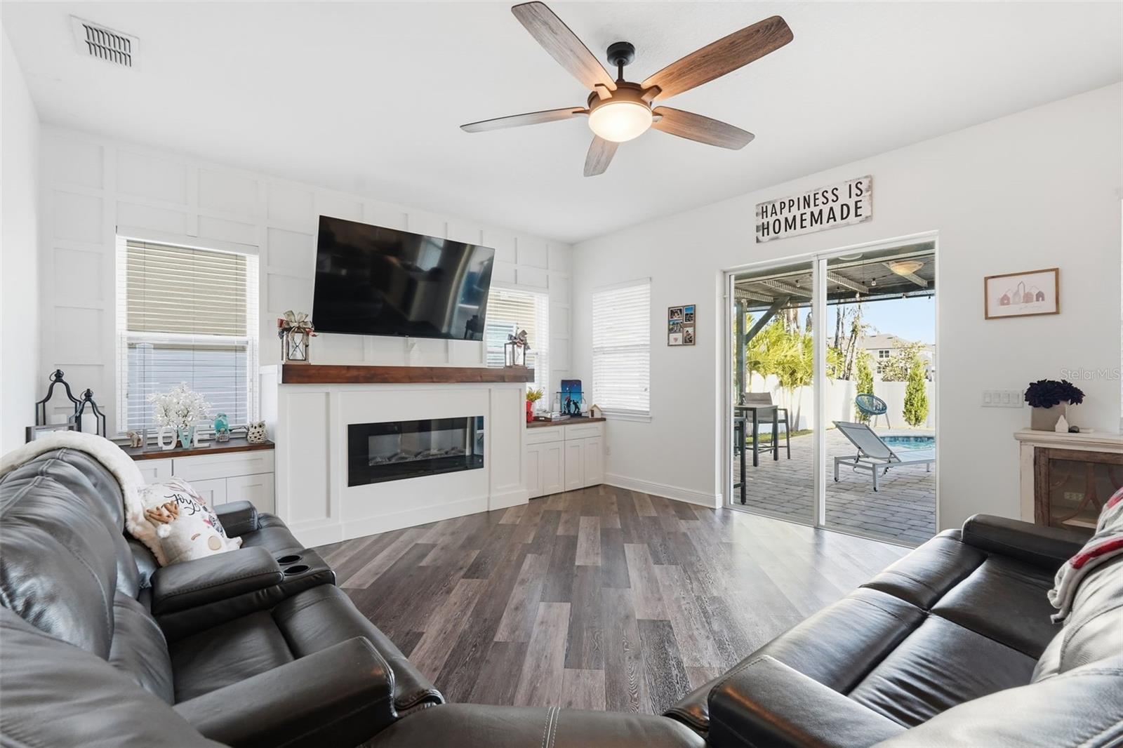 Image 13 of 45 For 8113 Champions Forest Way