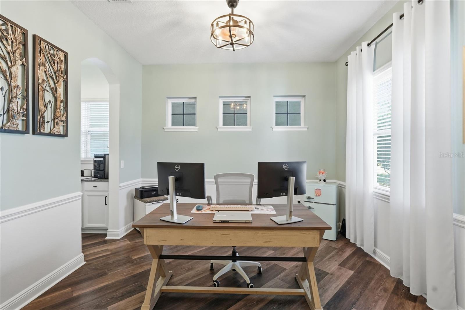 Image 14 of 45 For 8113 Champions Forest Way