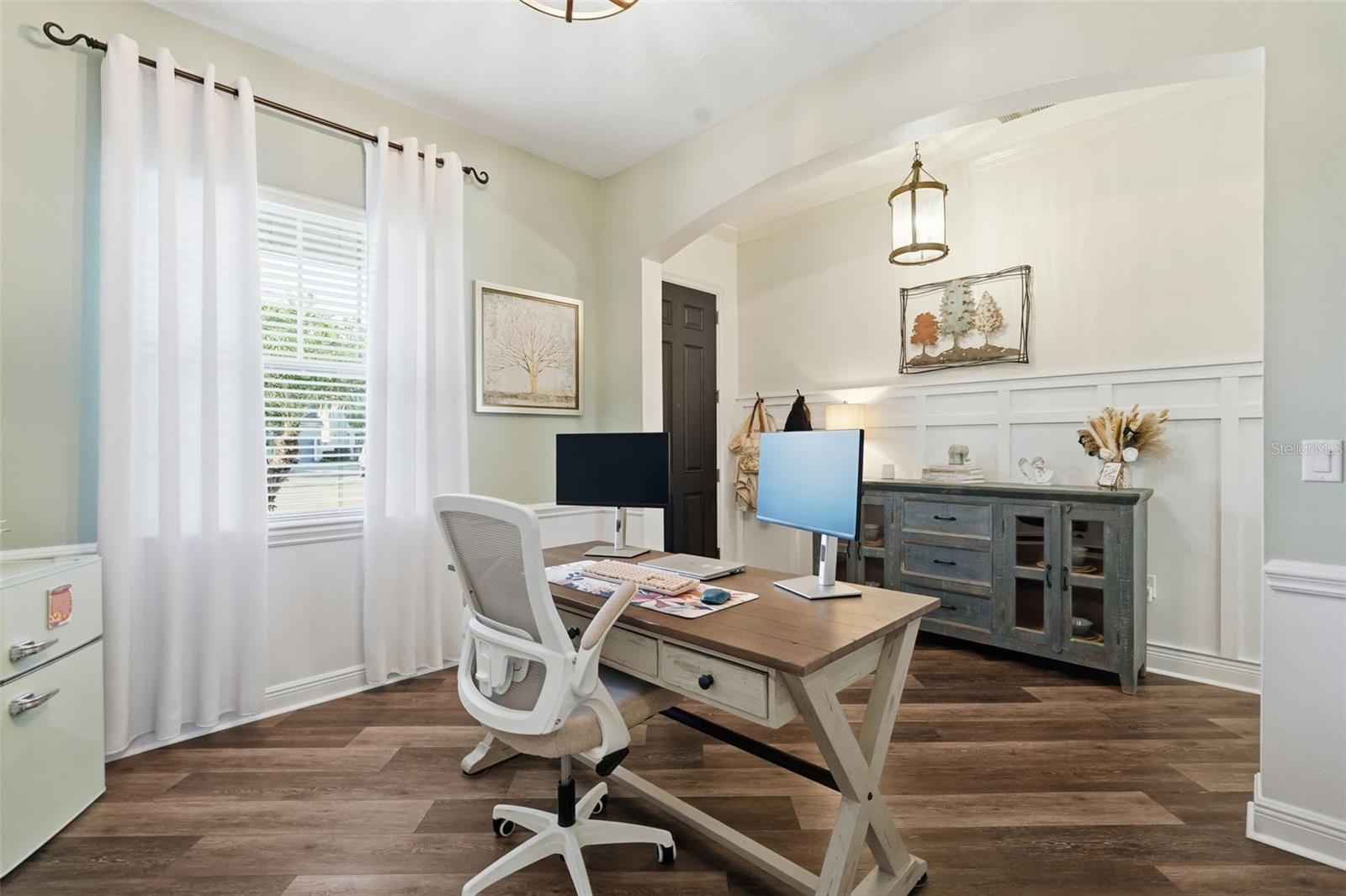 Image 15 of 45 For 8113 Champions Forest Way