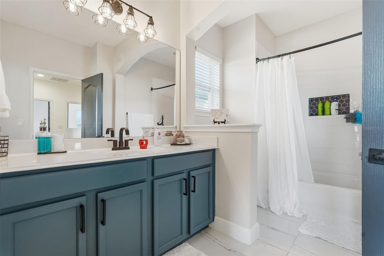 Image 24 of 45 For 8113 Champions Forest Way