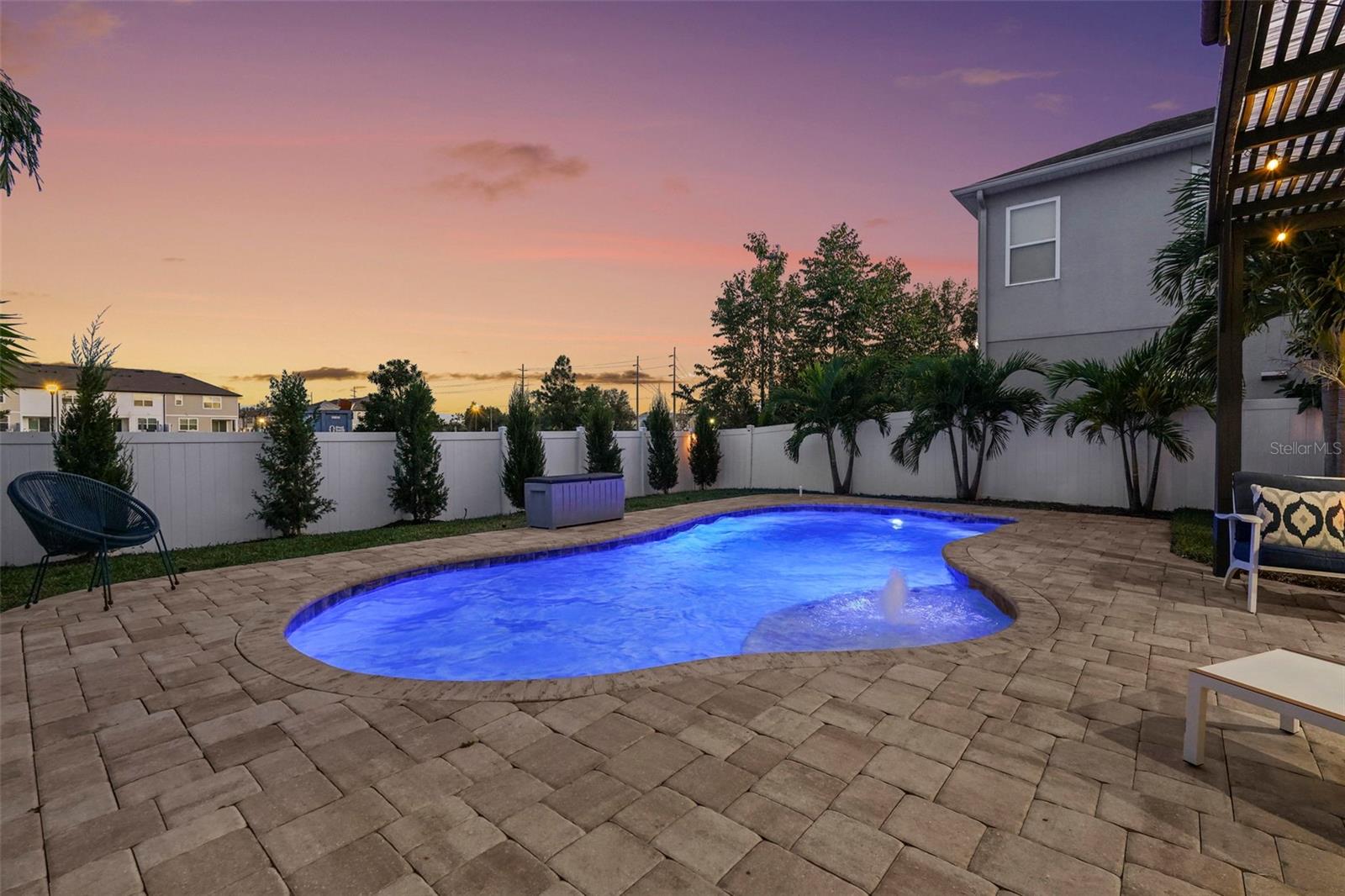 Image 36 of 45 For 8113 Champions Forest Way