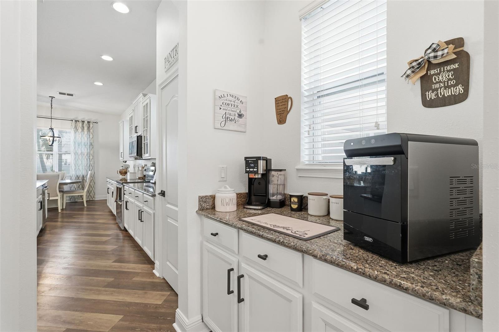 Image 9 of 45 For 8113 Champions Forest Way