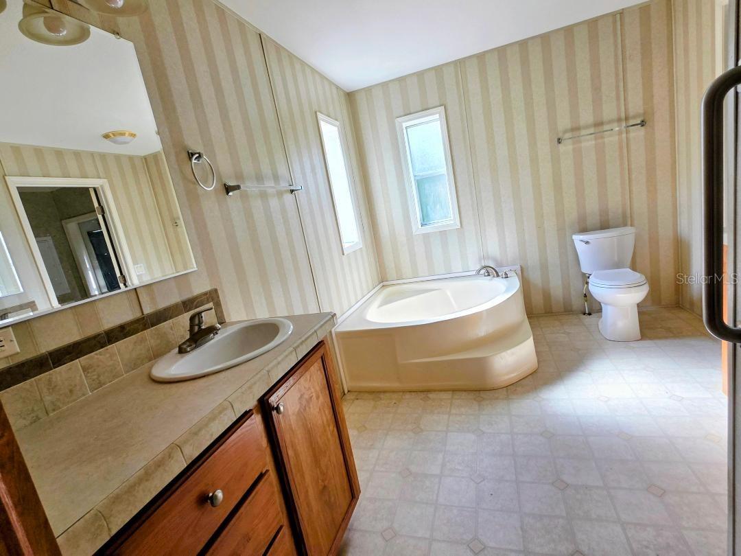 Image 11 of 12 For 14806 15th Street