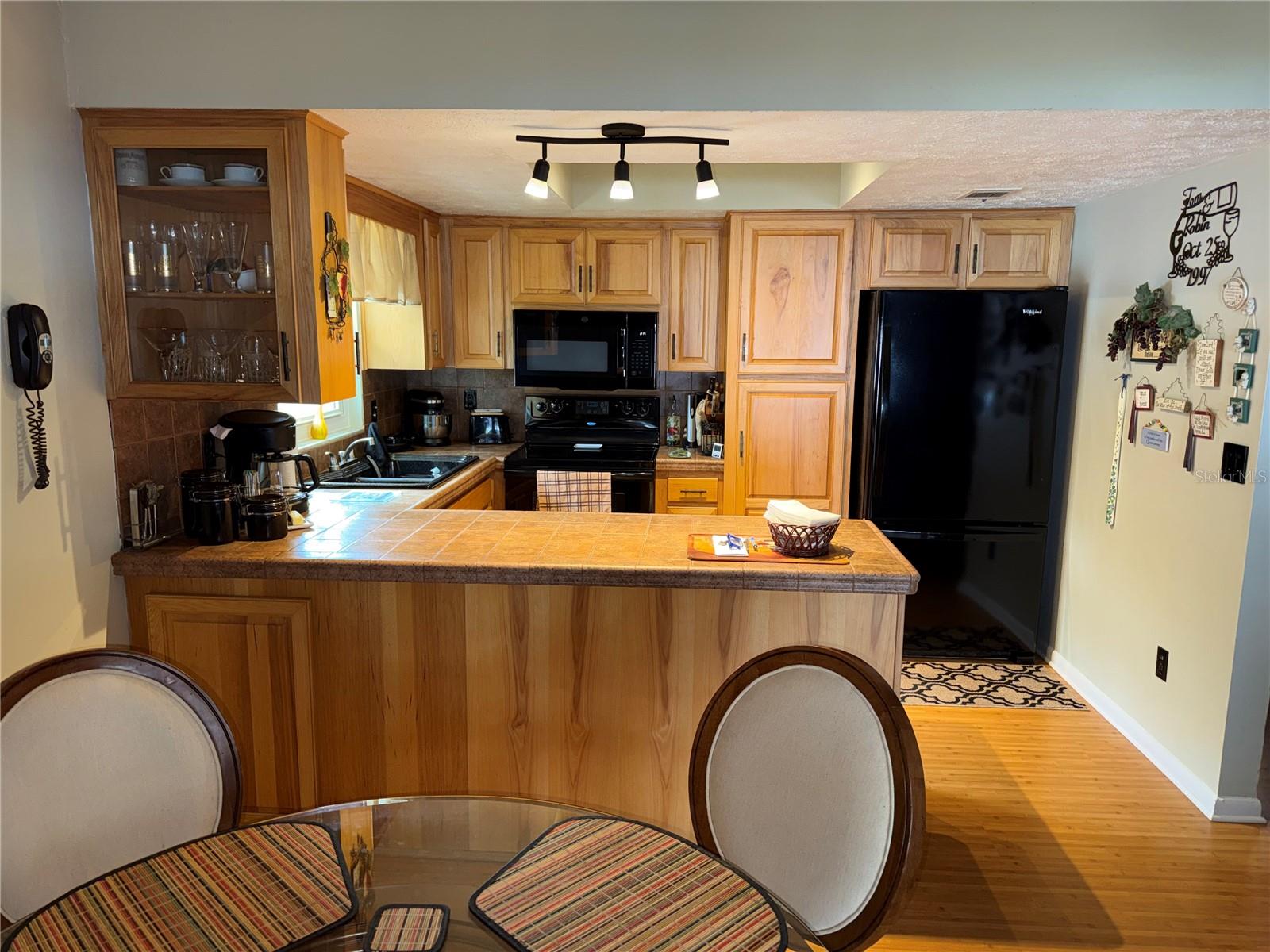 Image 4 of 17 For 4007 Truman Drive