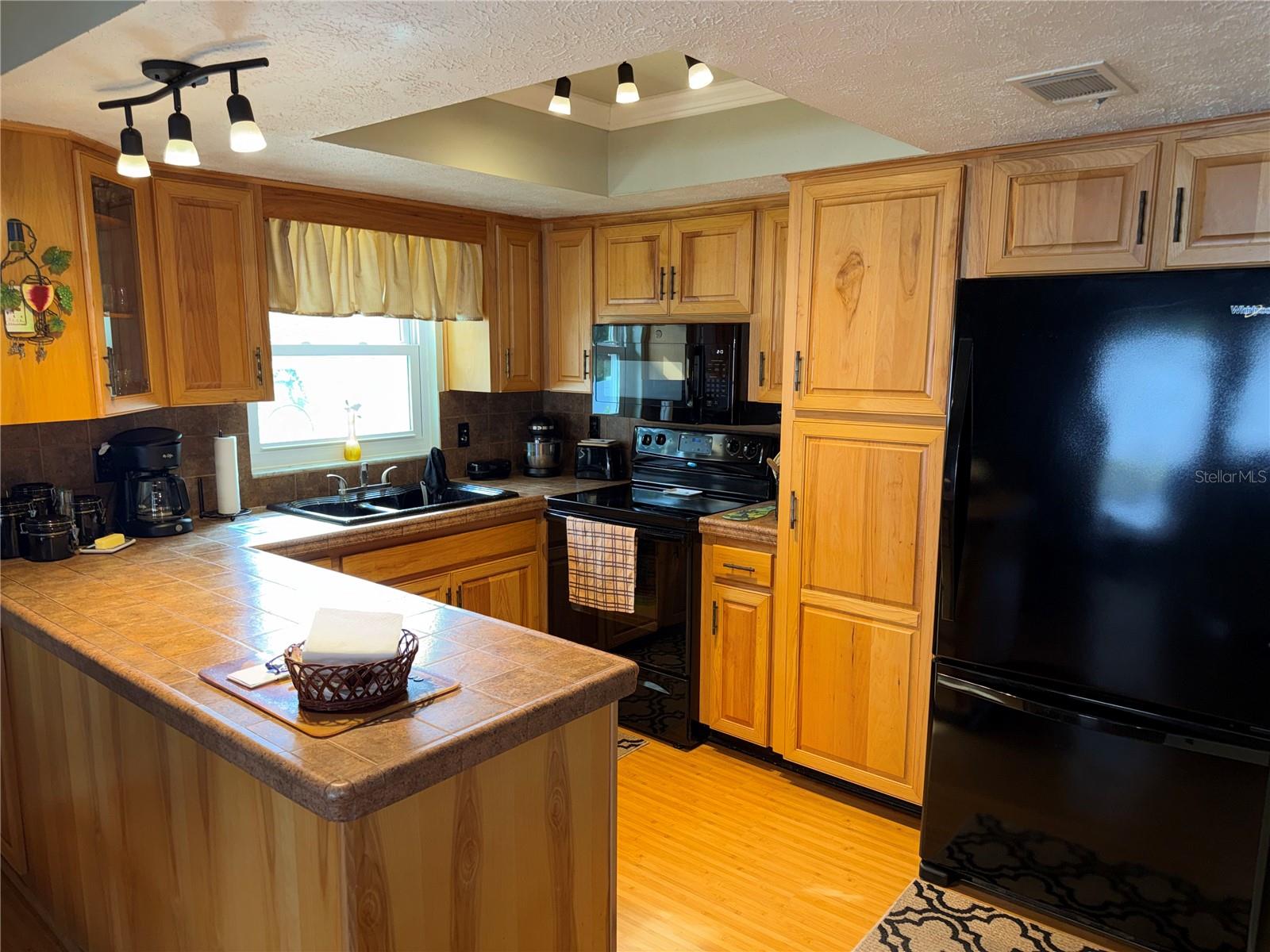 Image 6 of 17 For 4007 Truman Drive