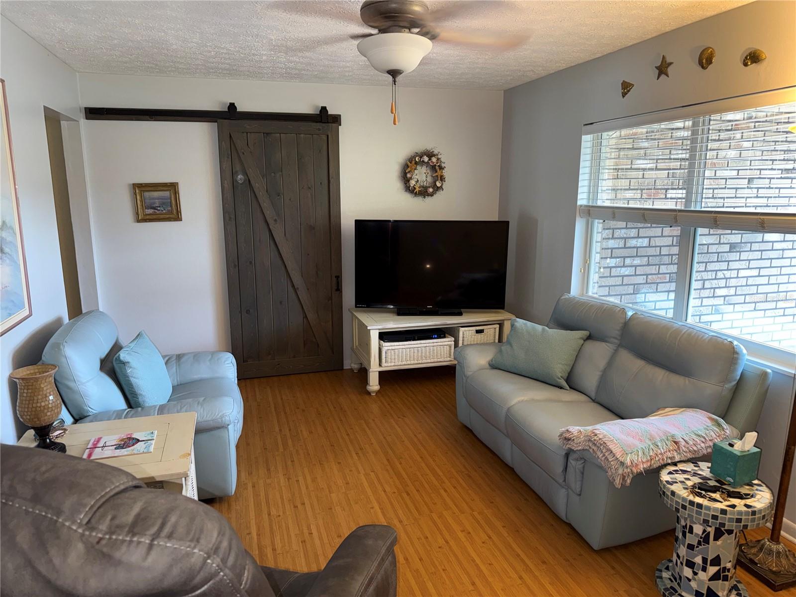 Image 7 of 17 For 4007 Truman Drive