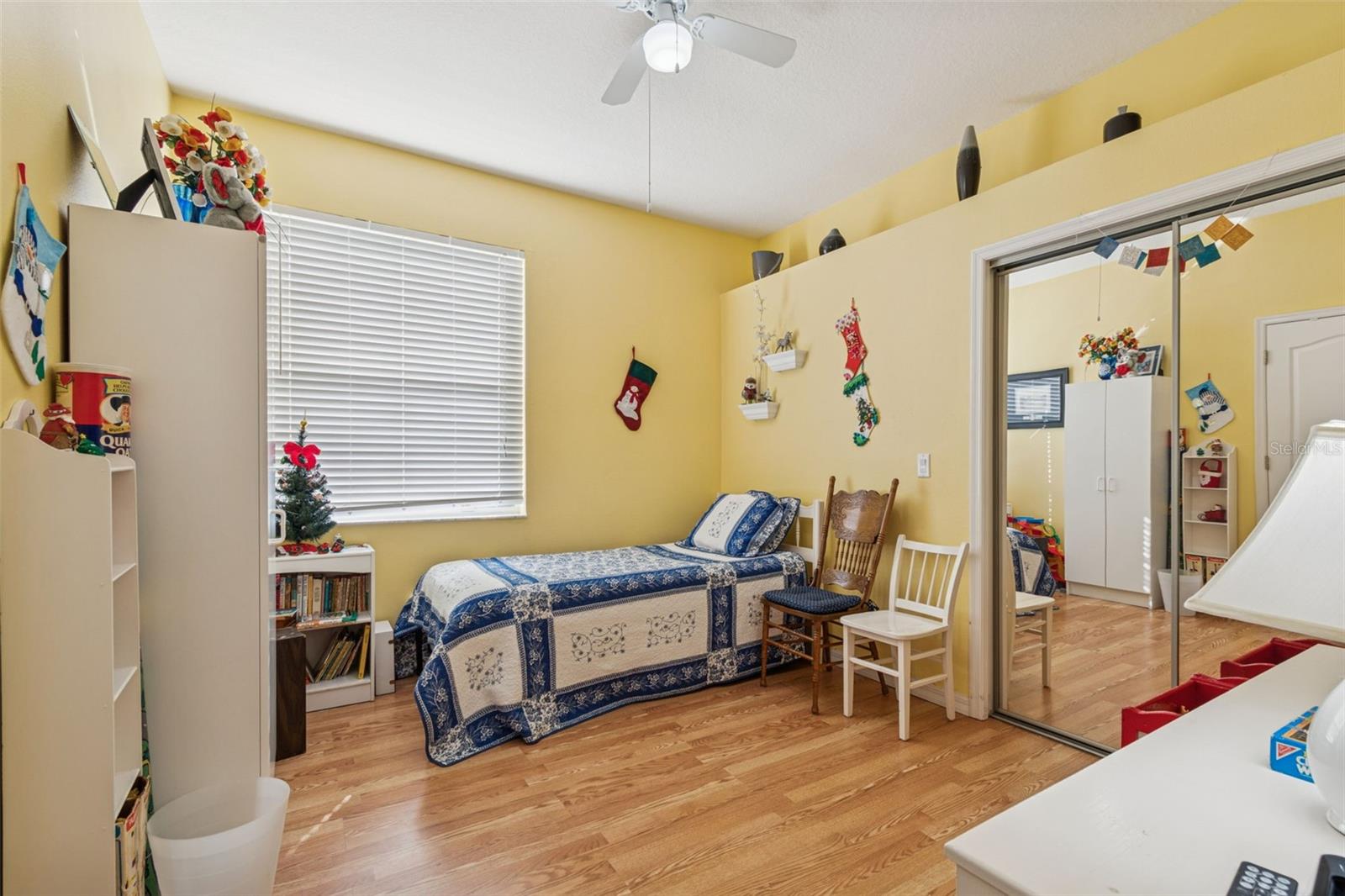 Image 20 of 64 For 928 Oakview Road