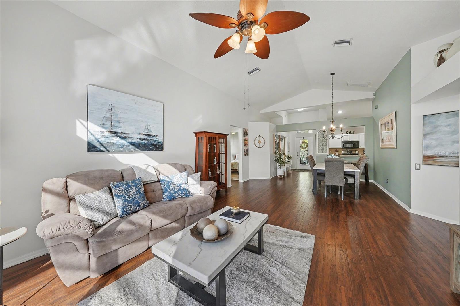 Image 14 of 37 For 5520 Terrain De Golf Drive