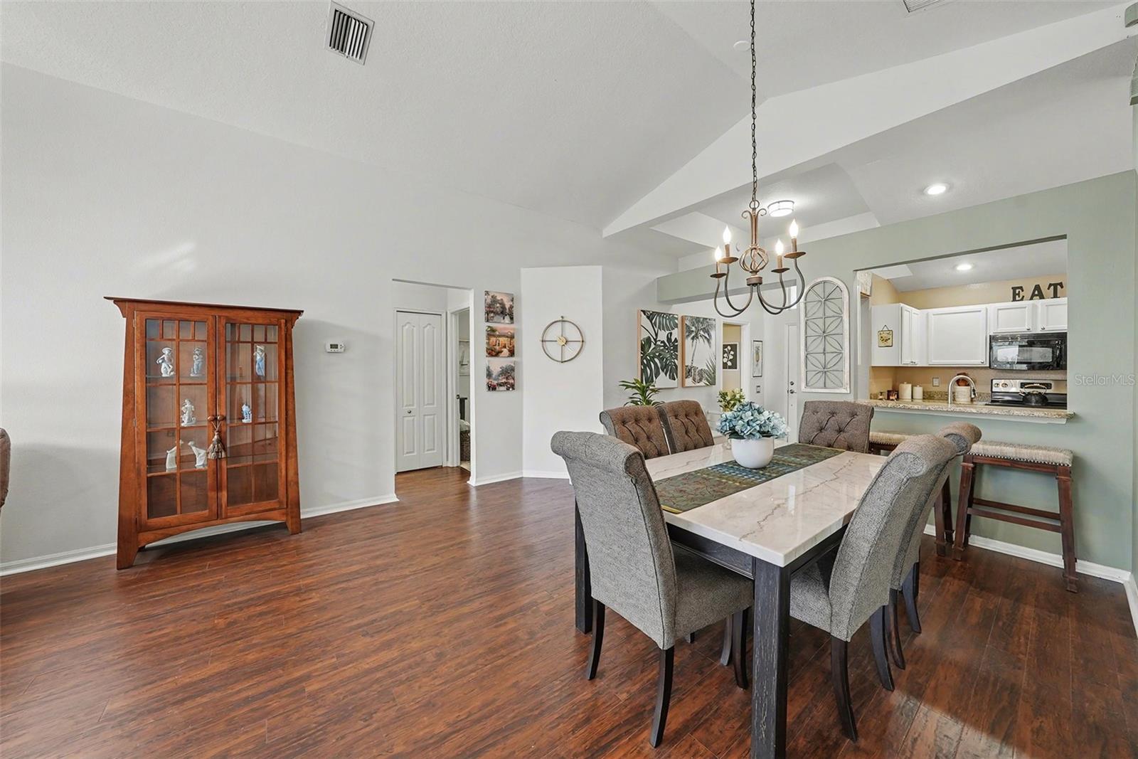 Image 7 of 37 For 5520 Terrain De Golf Drive