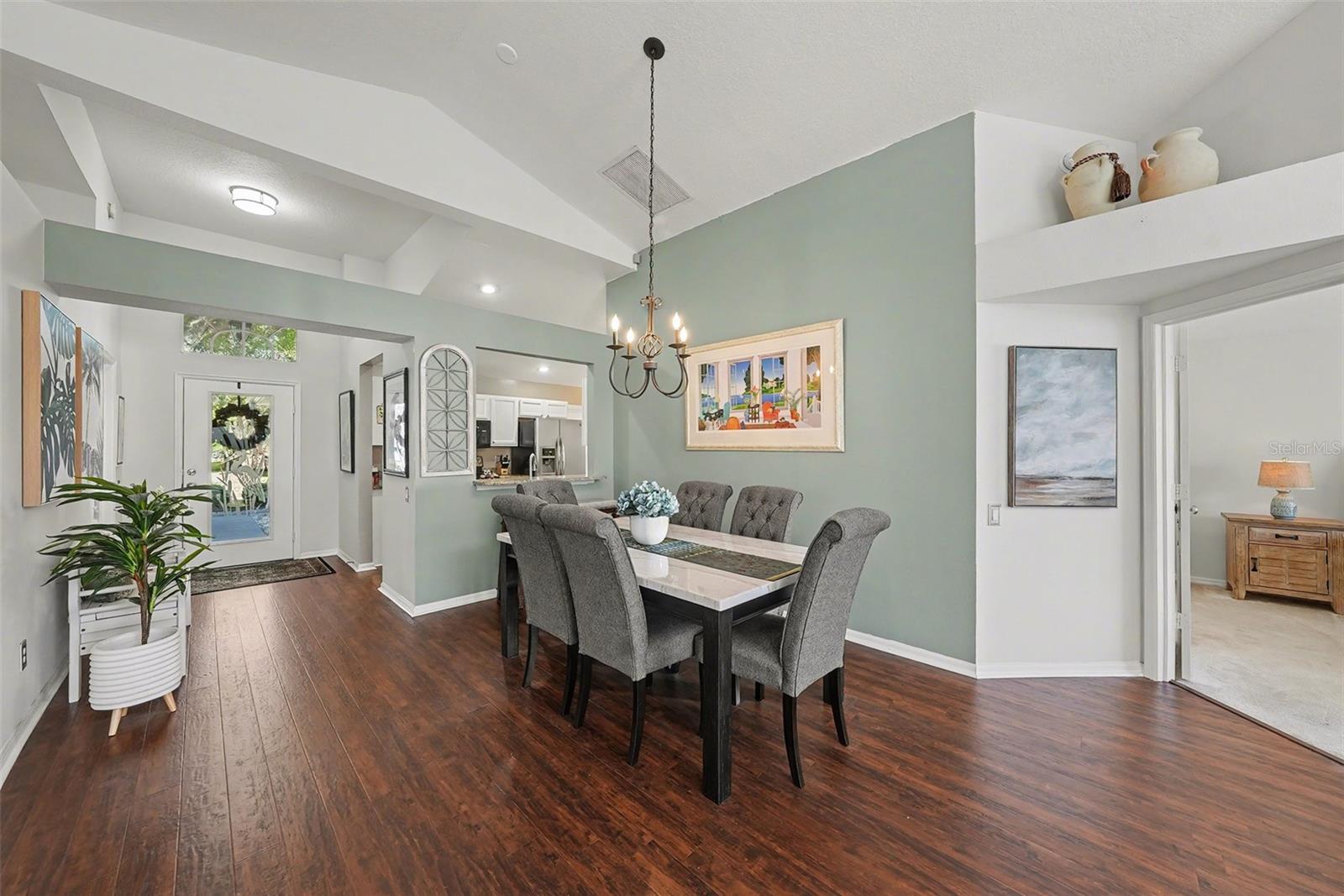 Image 9 of 37 For 5520 Terrain De Golf Drive