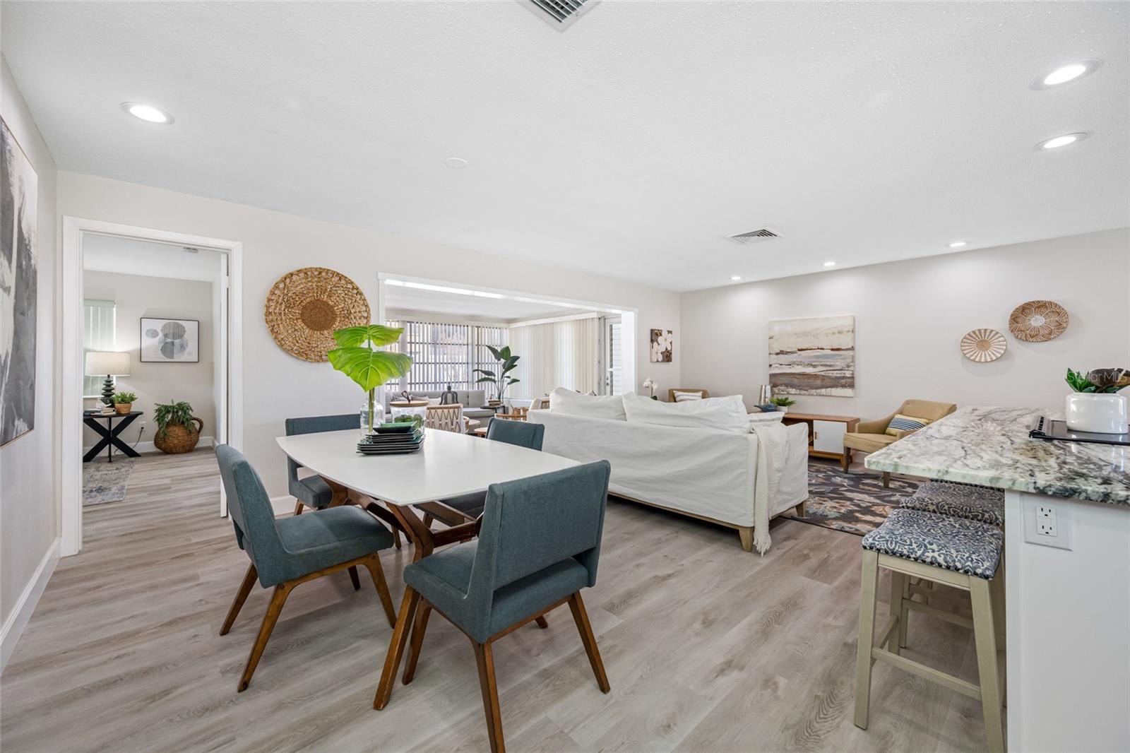 Image 10 of 31 For 11211 60th Ave