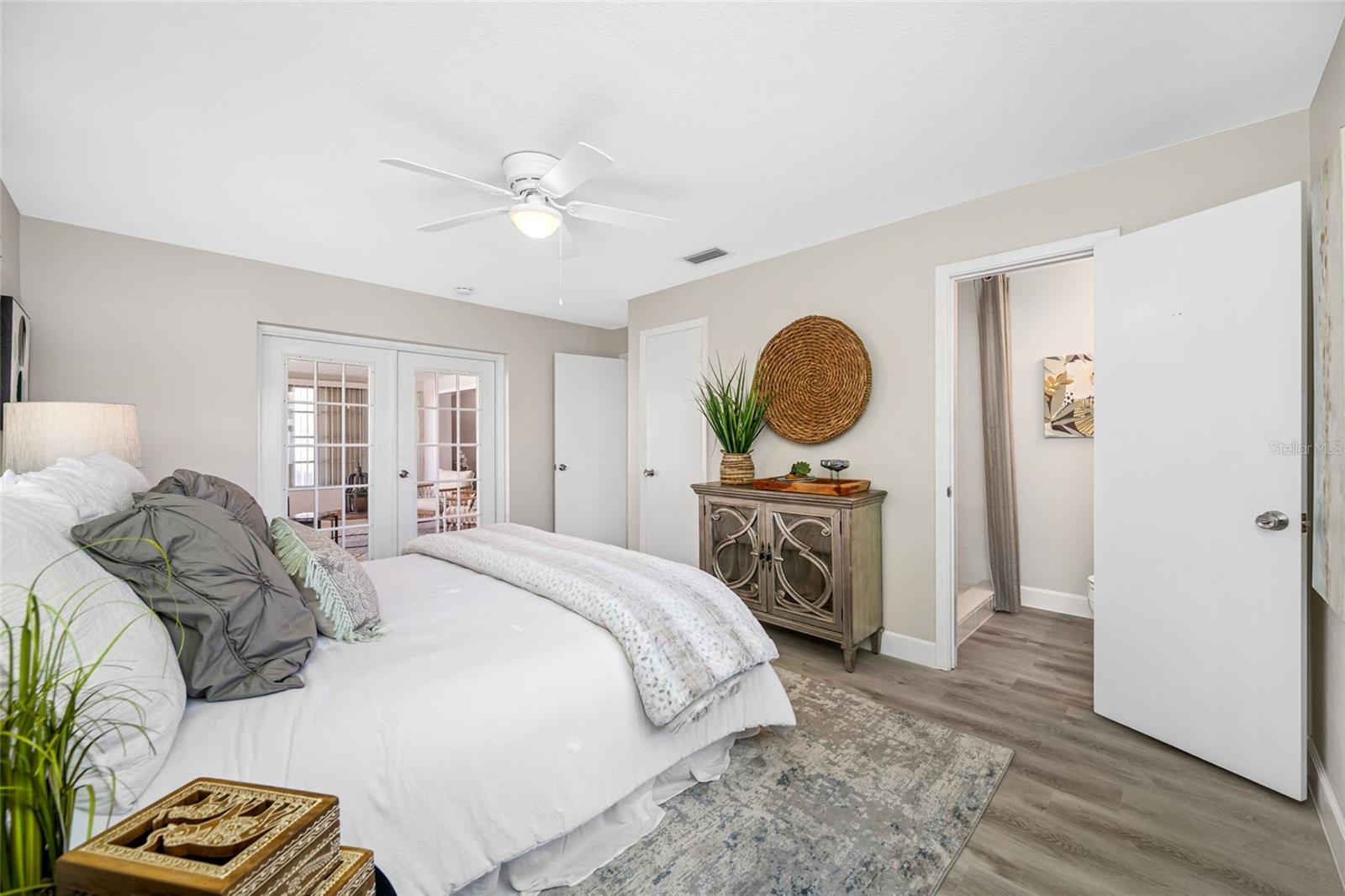 Image 16 of 31 For 11211 60th Ave