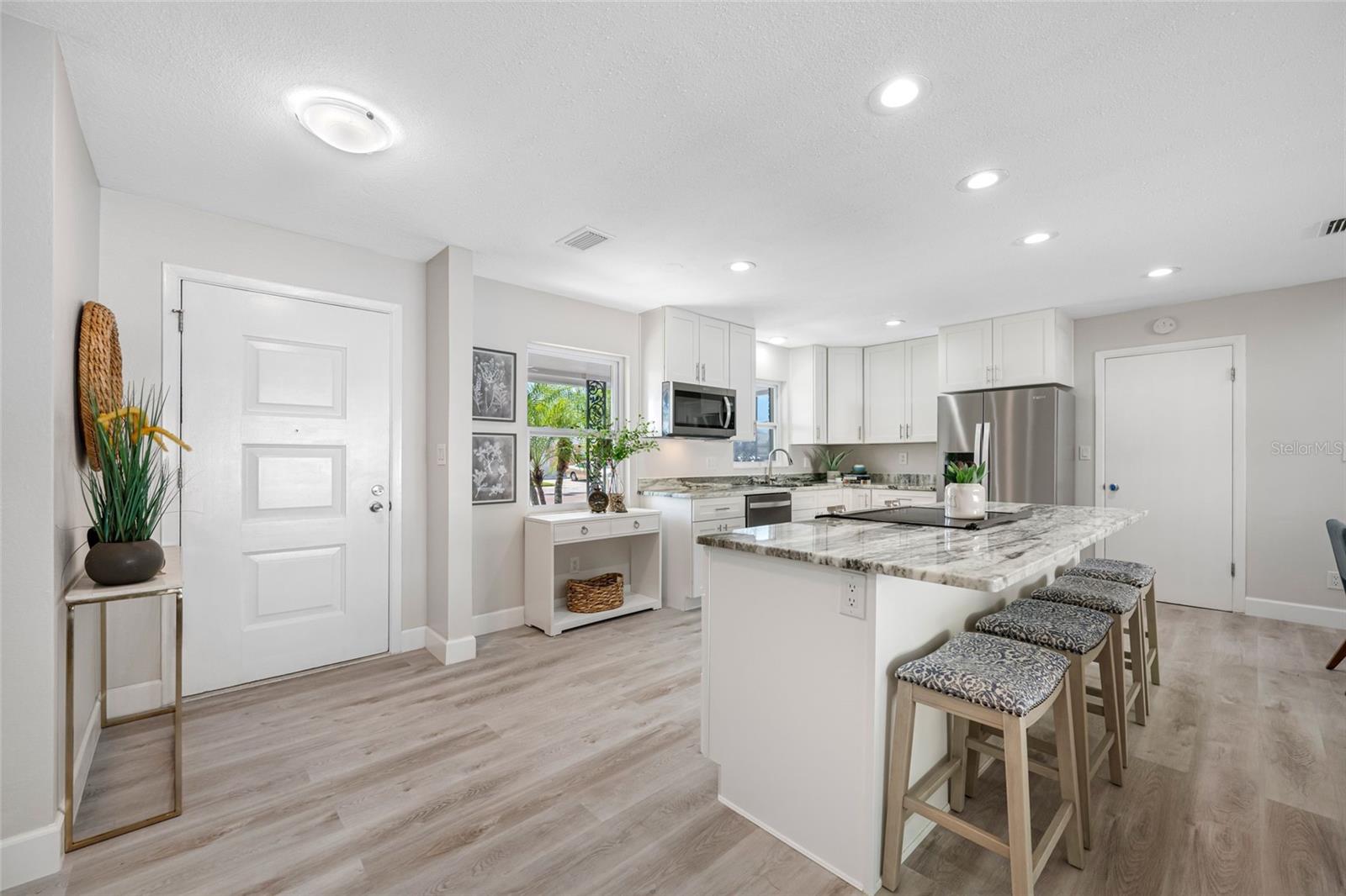 Image 5 of 31 For 11211 60th Ave