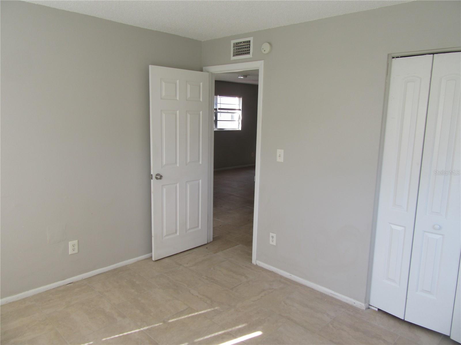 Image 15 of 18 For 463 76th Avenue N 1