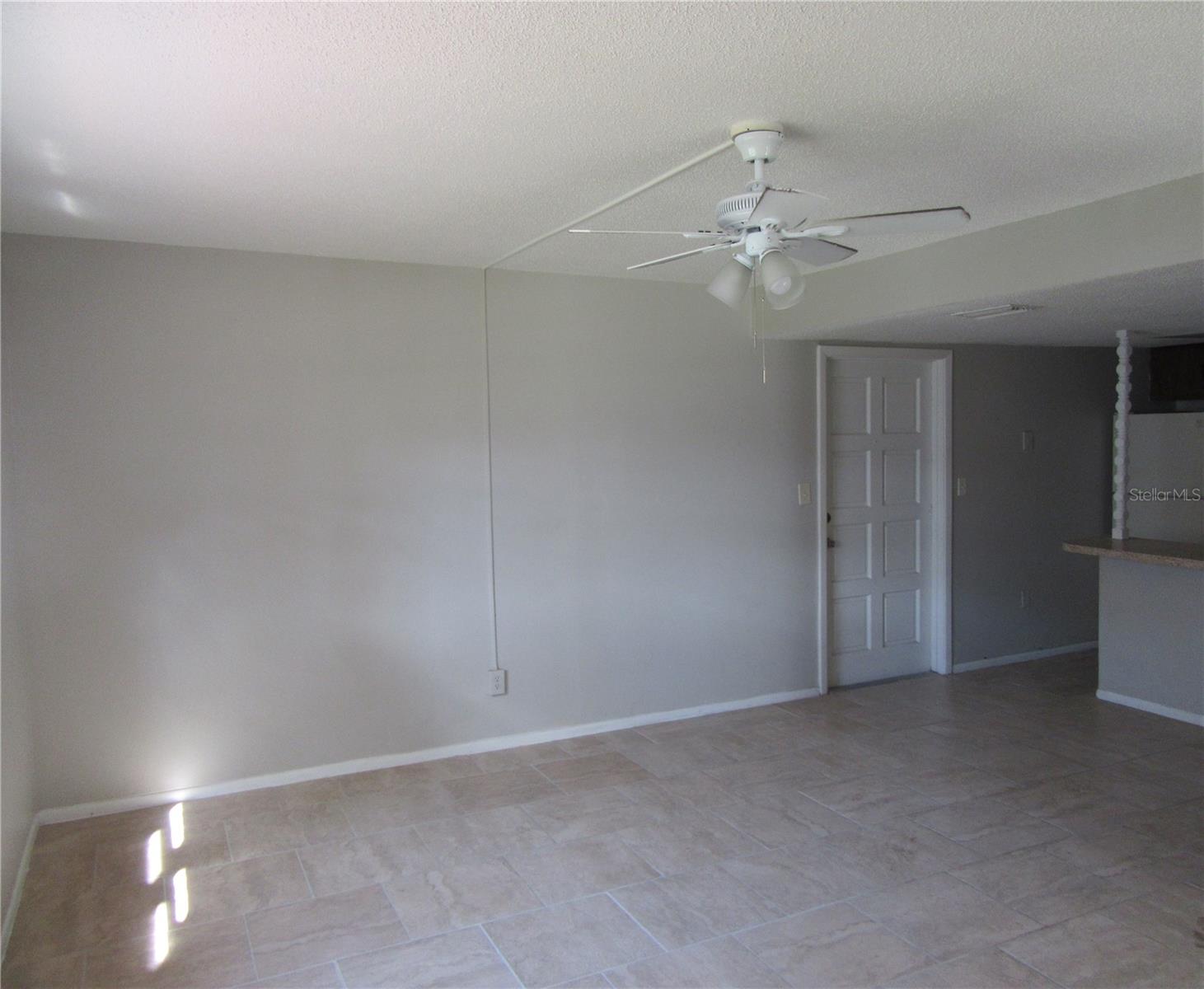 Image 6 of 18 For 463 76th Avenue N 1