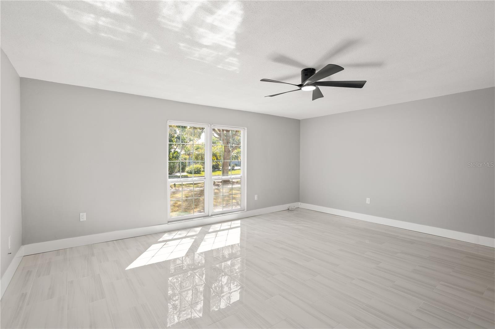 Image 20 of 36 For 1000 Rafael Boulevard Ne 2