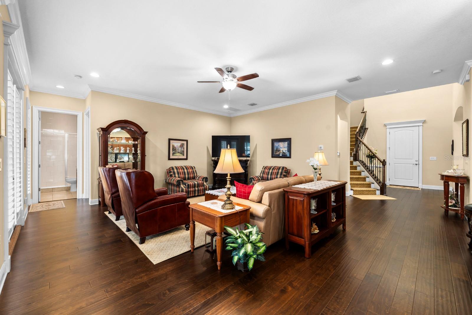 Image 16 of 43 For 3920 Tacon Street