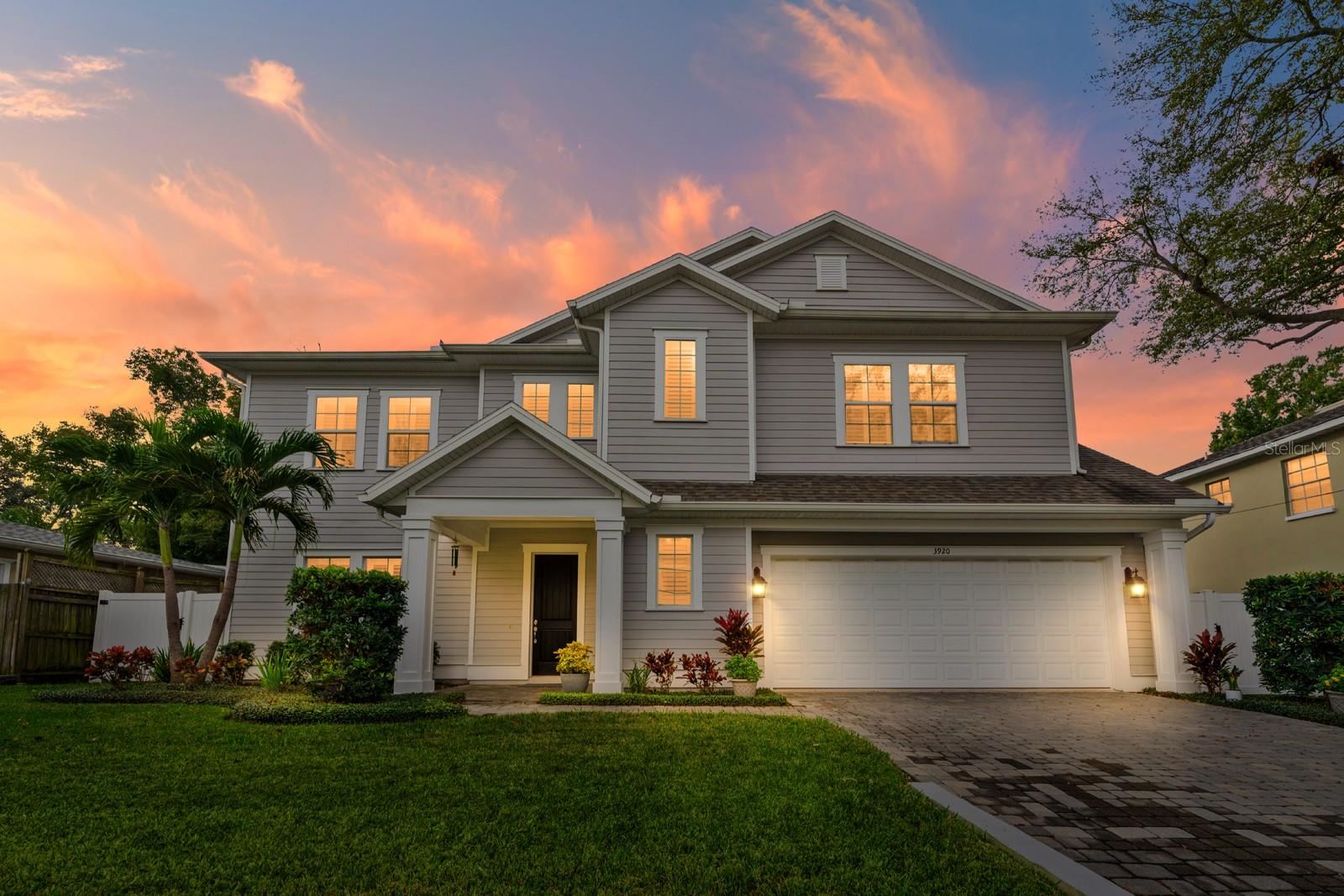 Image 2 of 43 For 3920 Tacon Street