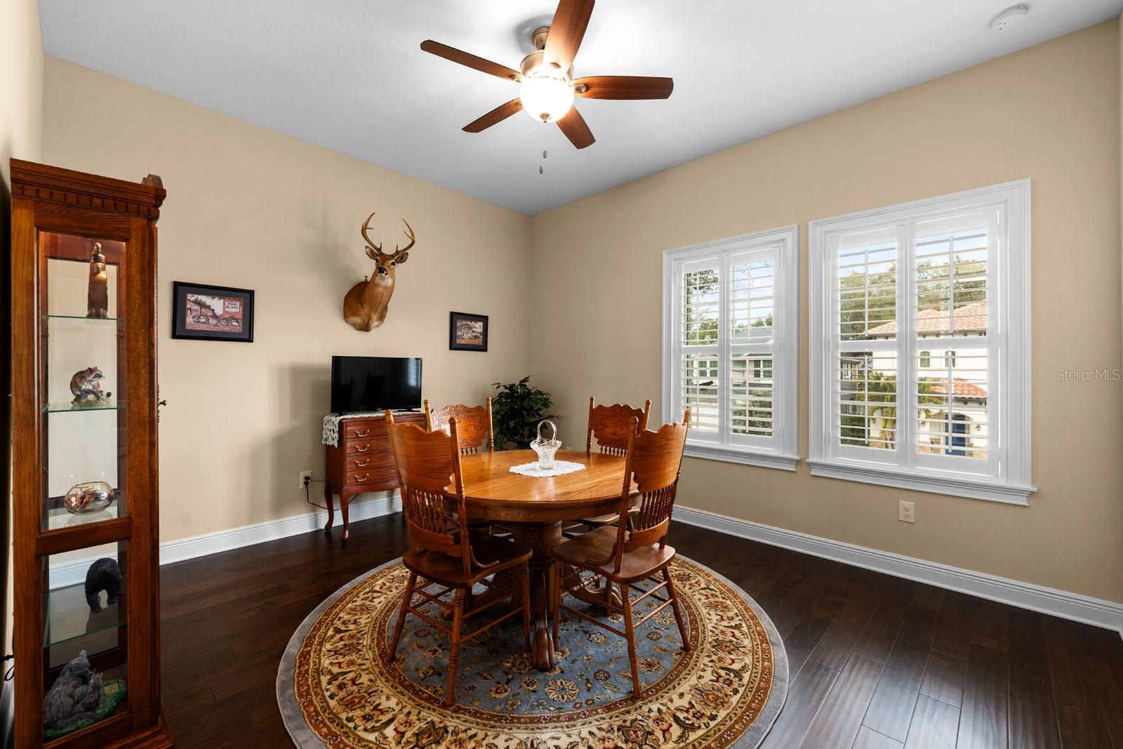 Image 29 of 43 For 3920 Tacon Street