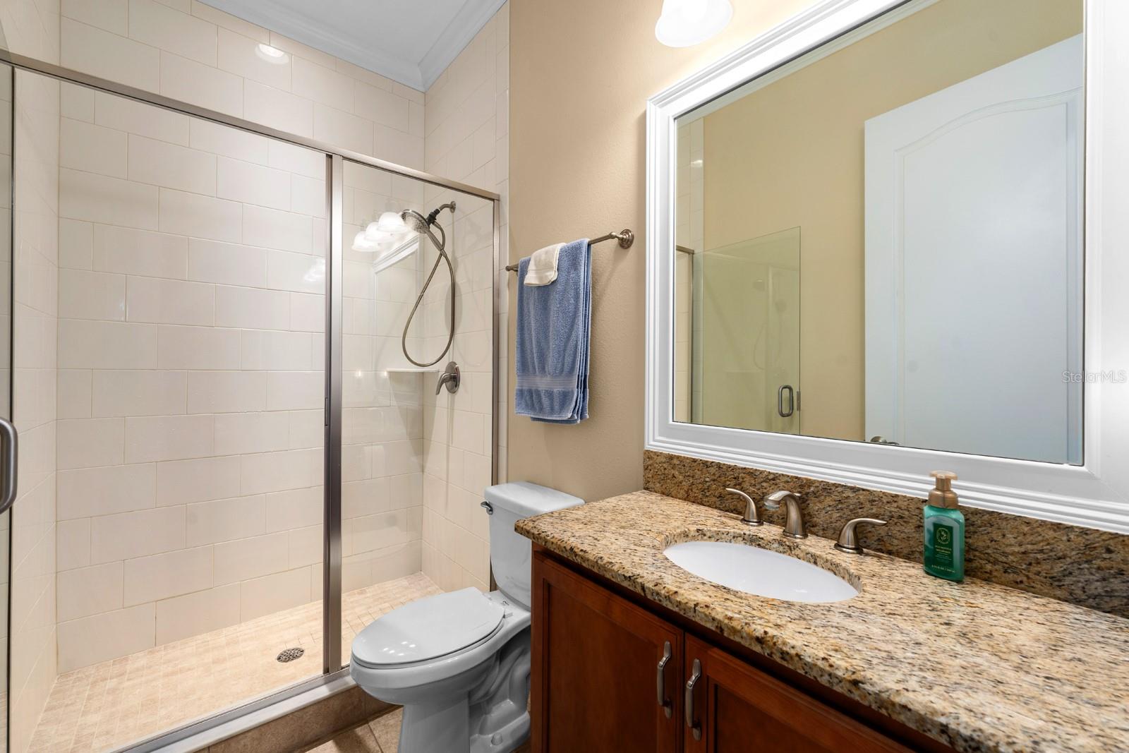 Image 32 of 43 For 3920 Tacon Street