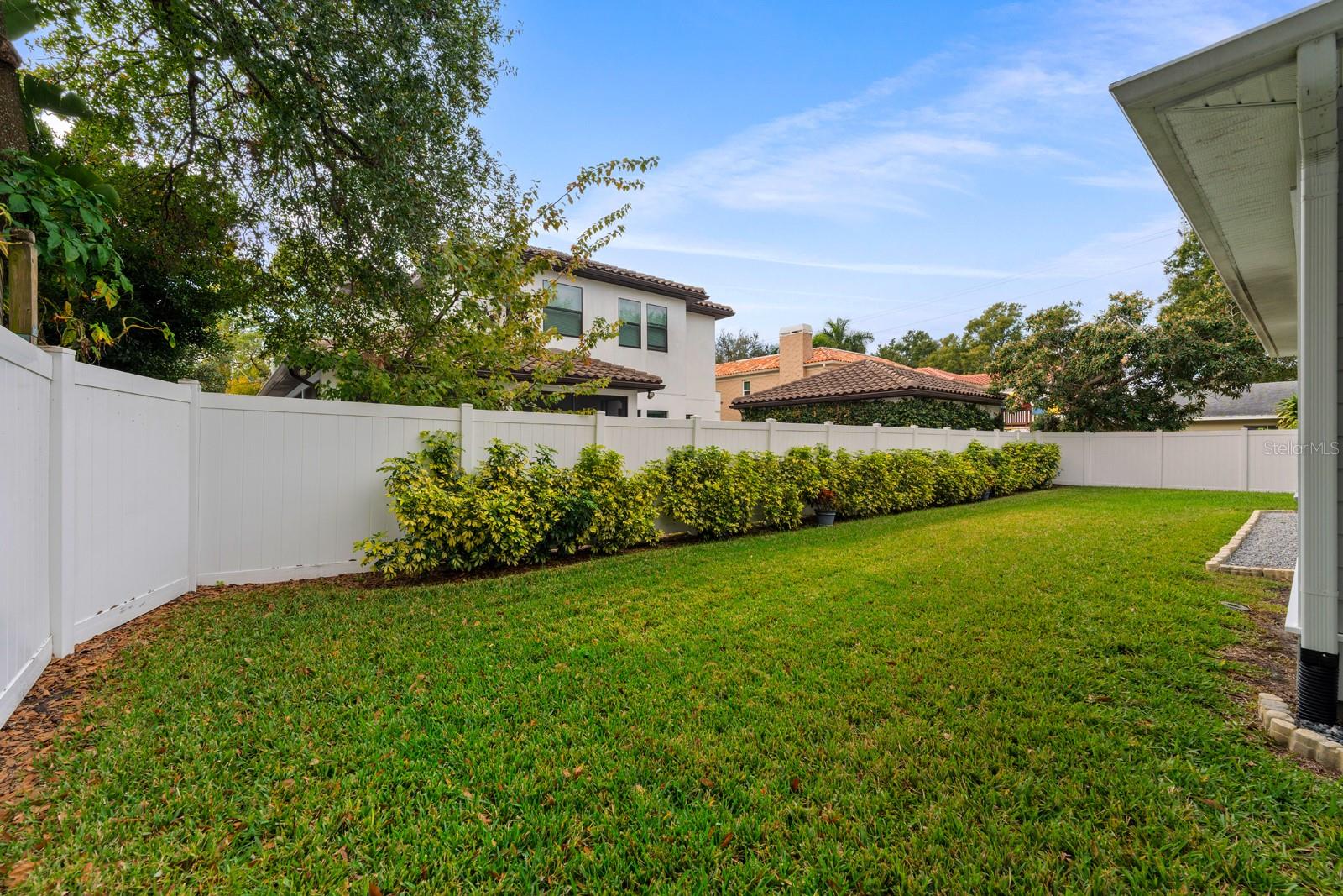 Image 35 of 43 For 3920 Tacon Street