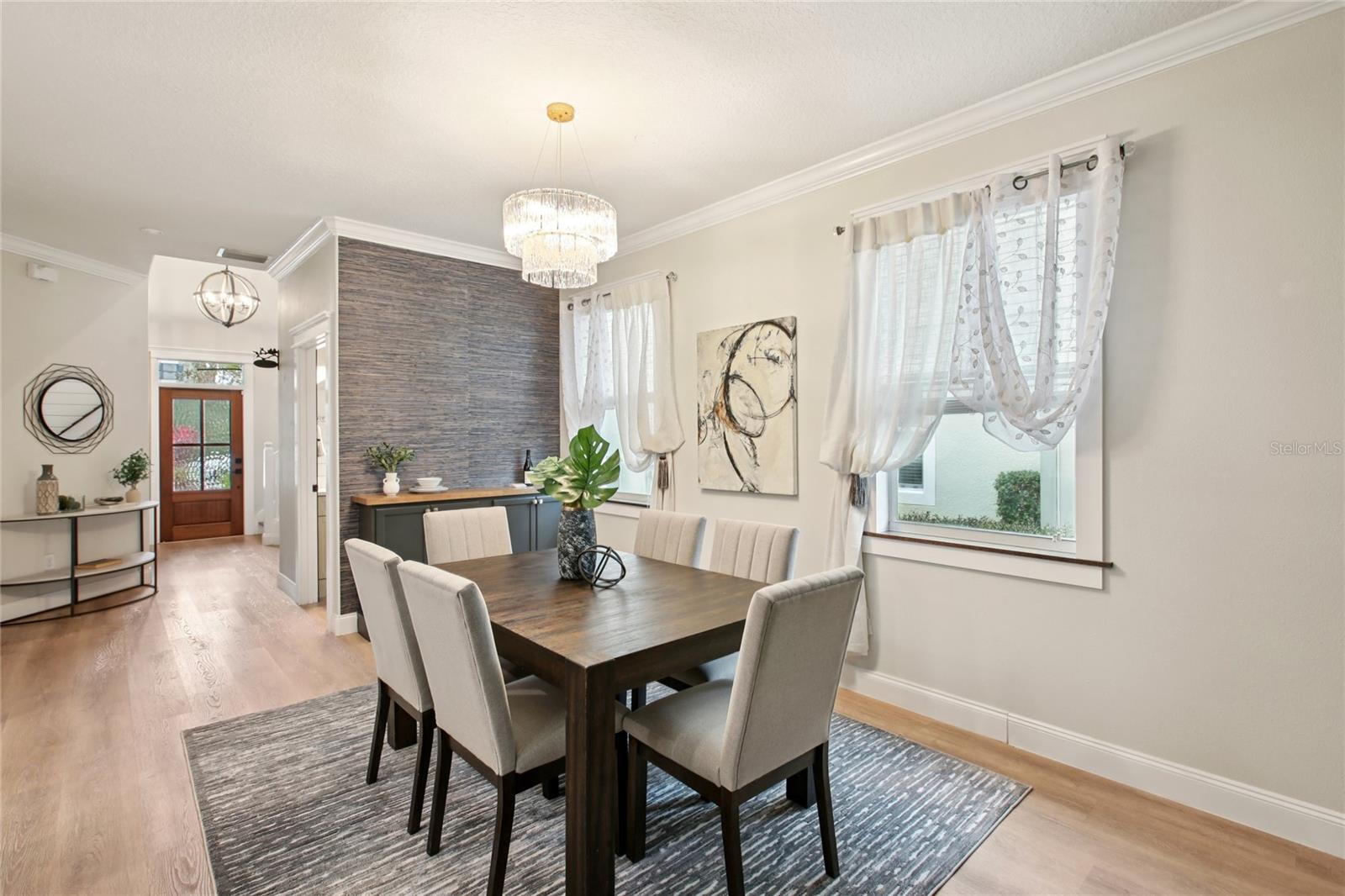 Image 12 of 67 For 1555 Ludington Avenue