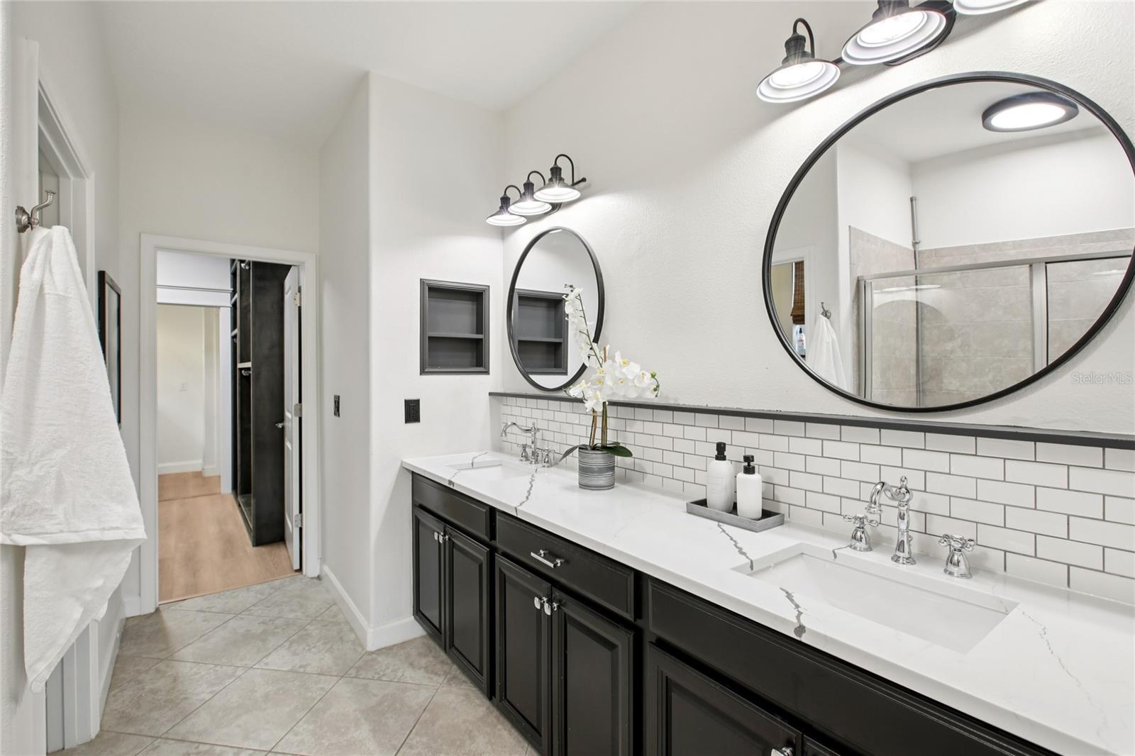 Image 20 of 67 For 1555 Ludington Avenue