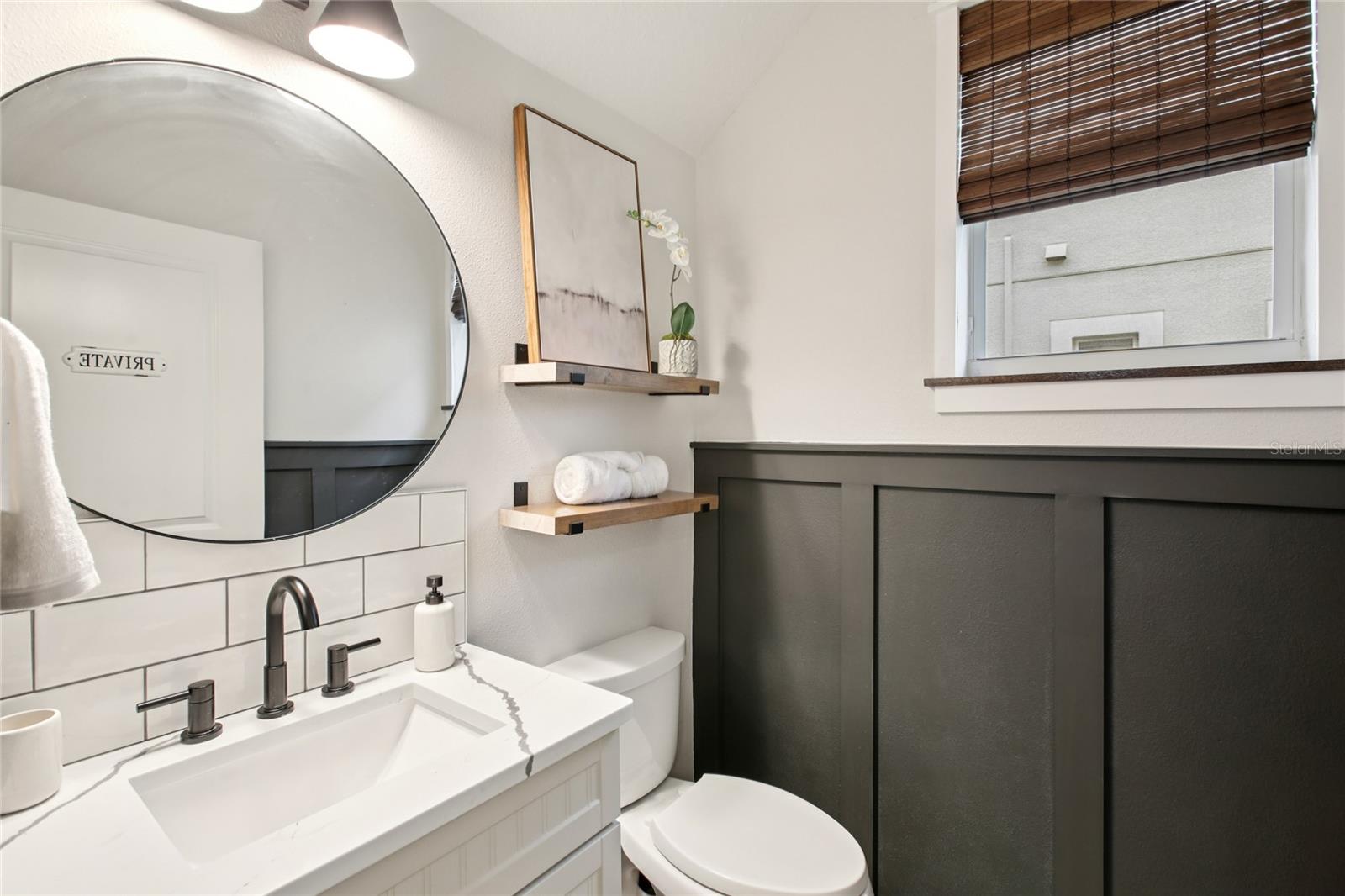 Image 21 of 67 For 1555 Ludington Avenue