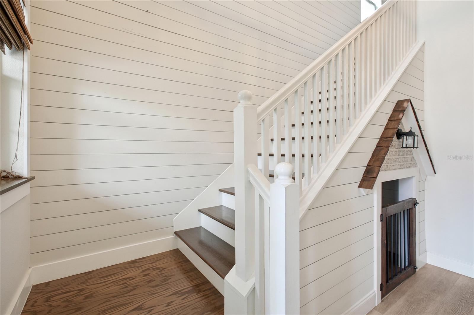 Image 24 of 67 For 1555 Ludington Avenue