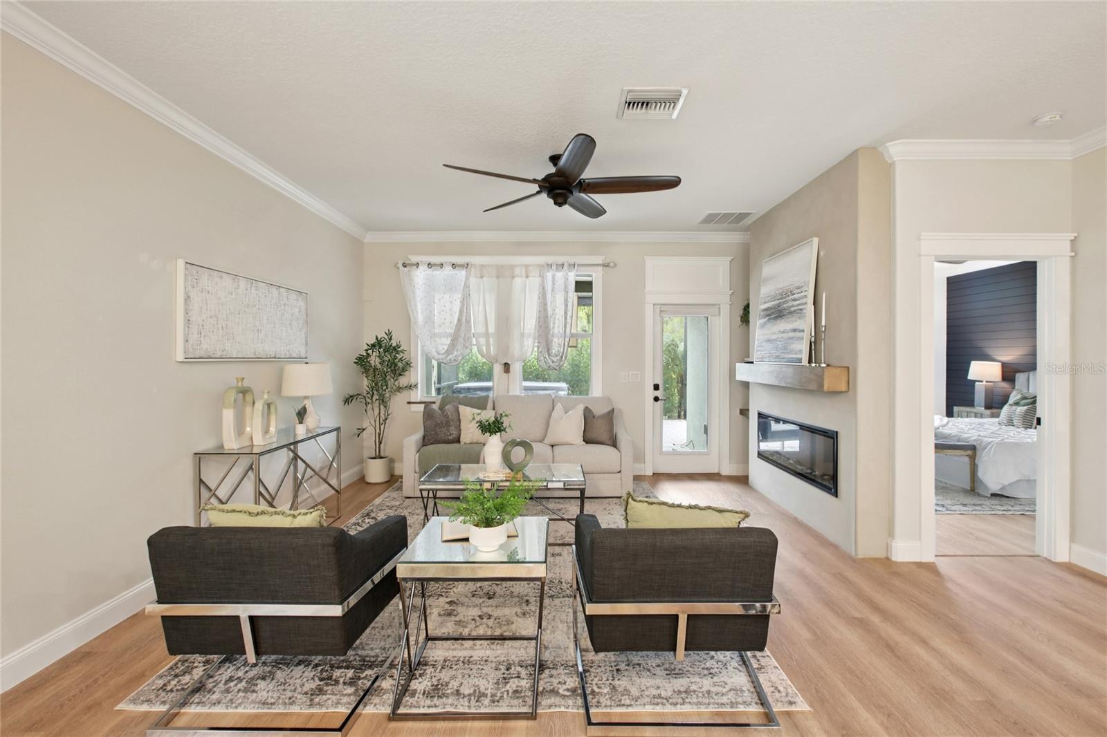 Image 4 of 67 For 1555 Ludington Avenue