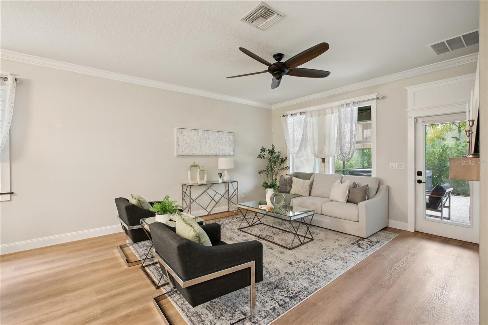 Image 6 of 67 For 1555 Ludington Avenue