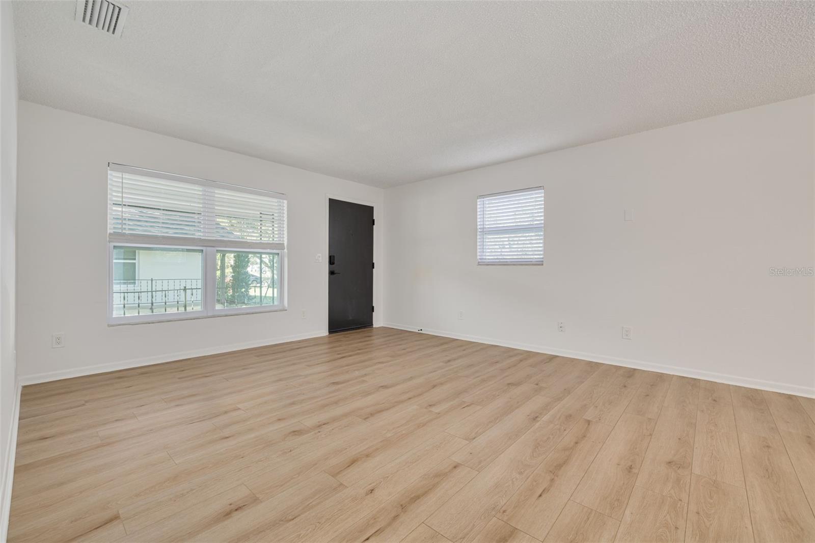 Image 10 of 21 For 544 93rd Avenue N