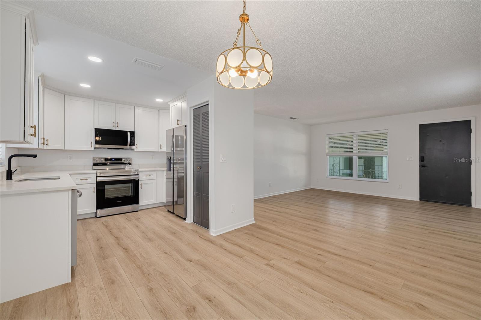 Image 12 of 21 For 544 93rd Avenue N