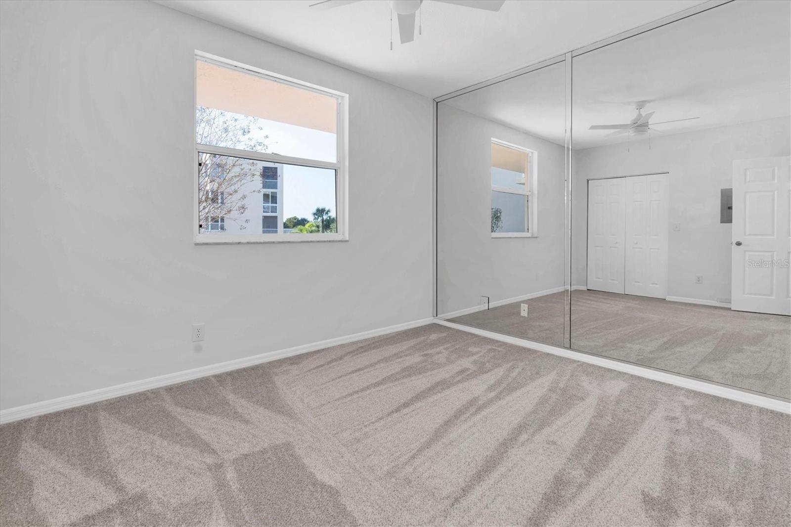 Image 22 of 41 For 6251 Shoreline Drive 2105