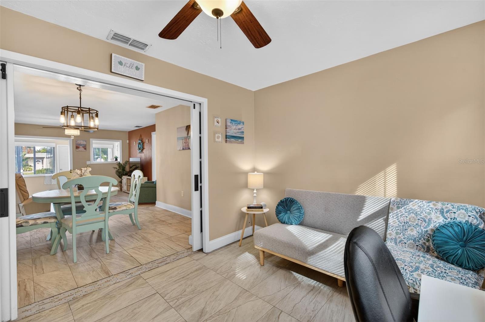 Image 21 of 63 For 1913 Ridgewood Drive