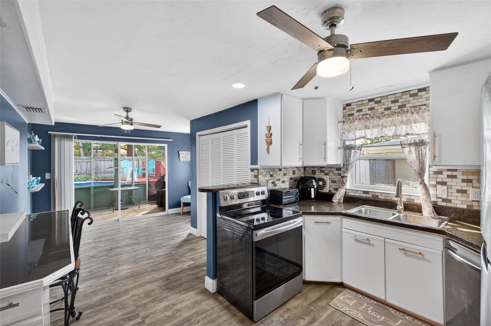 Image 22 of 63 For 1913 Ridgewood Drive