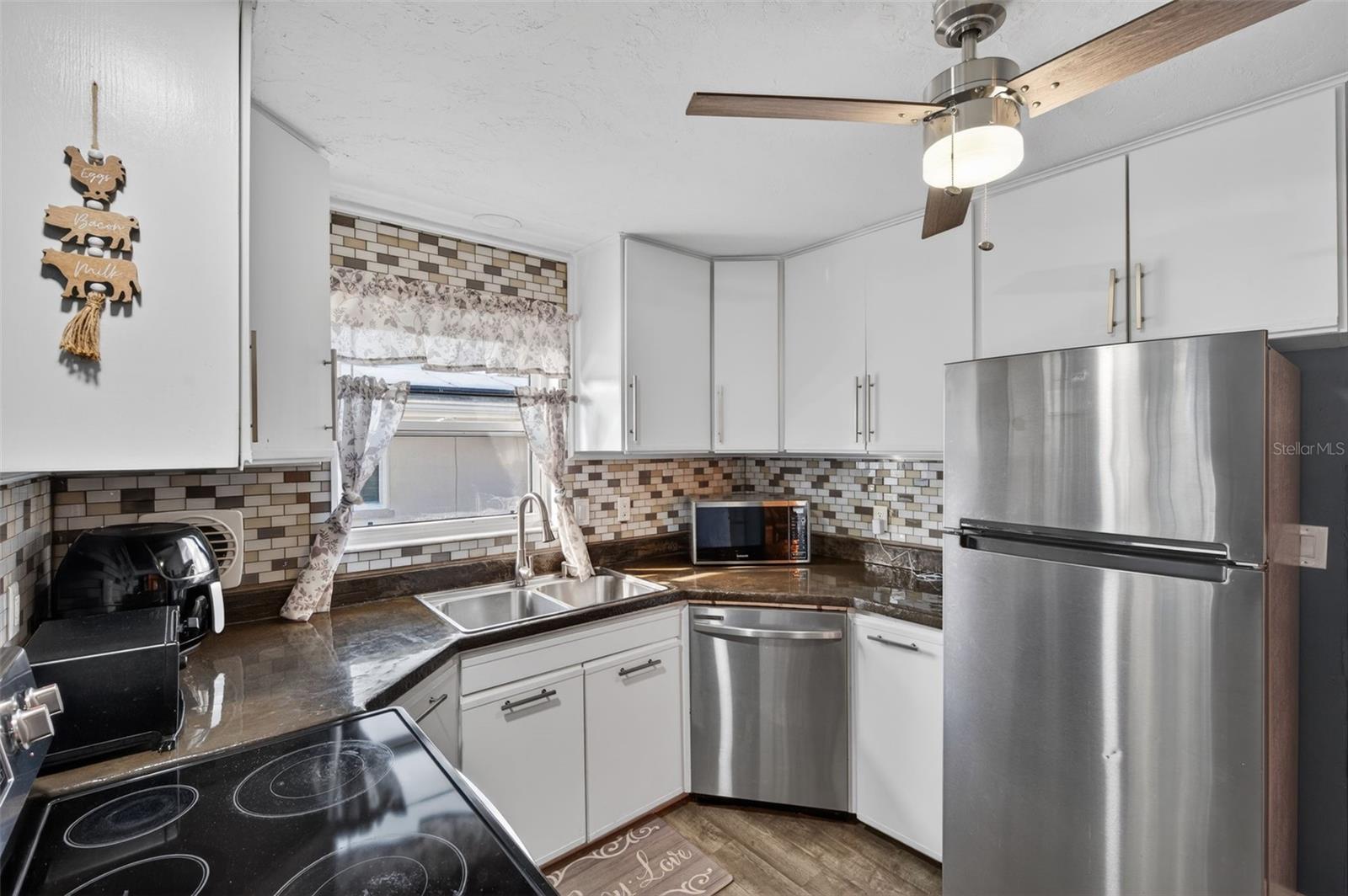 Image 24 of 63 For 1913 Ridgewood Drive