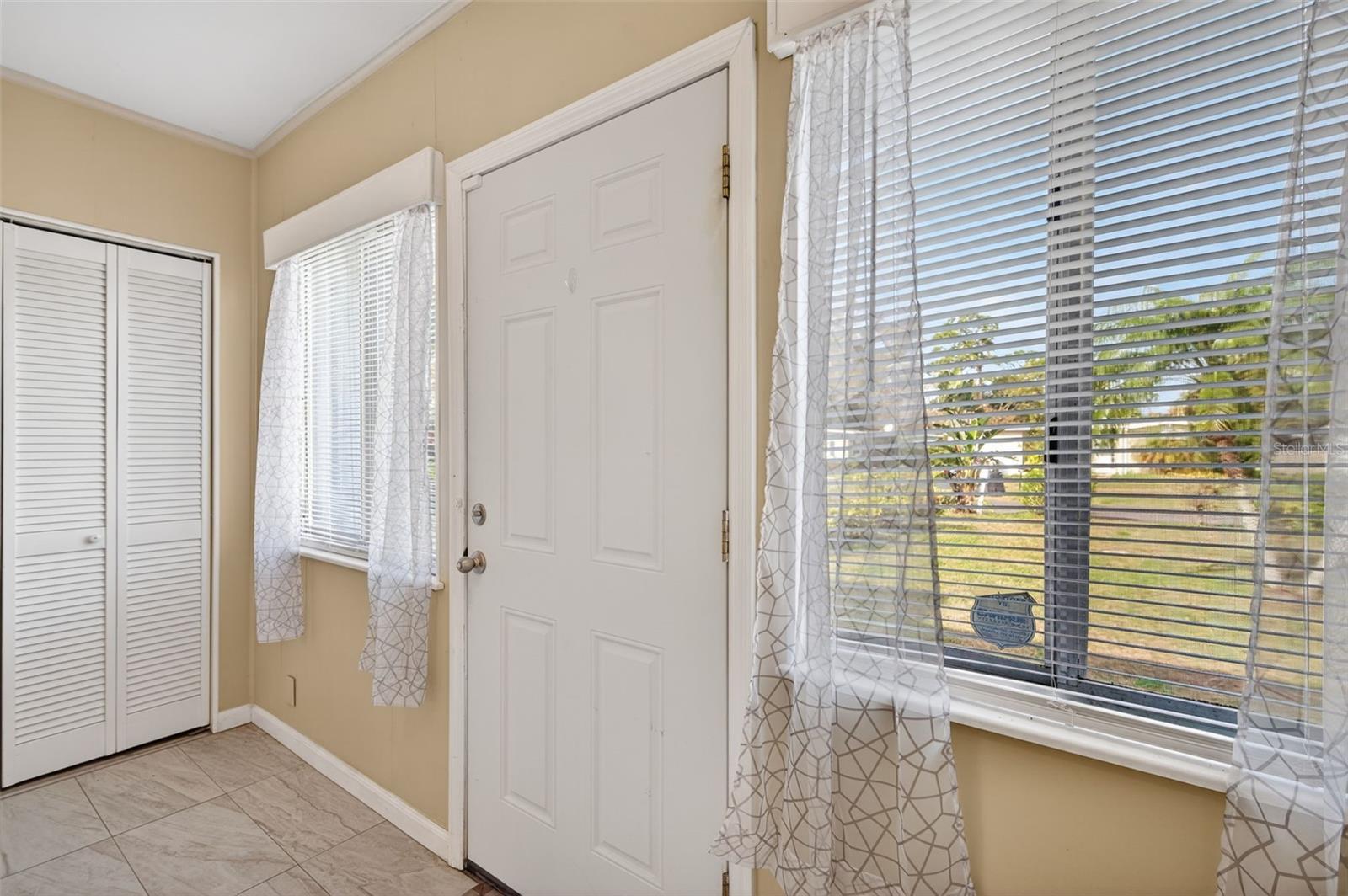 Image 8 of 63 For 1913 Ridgewood Drive