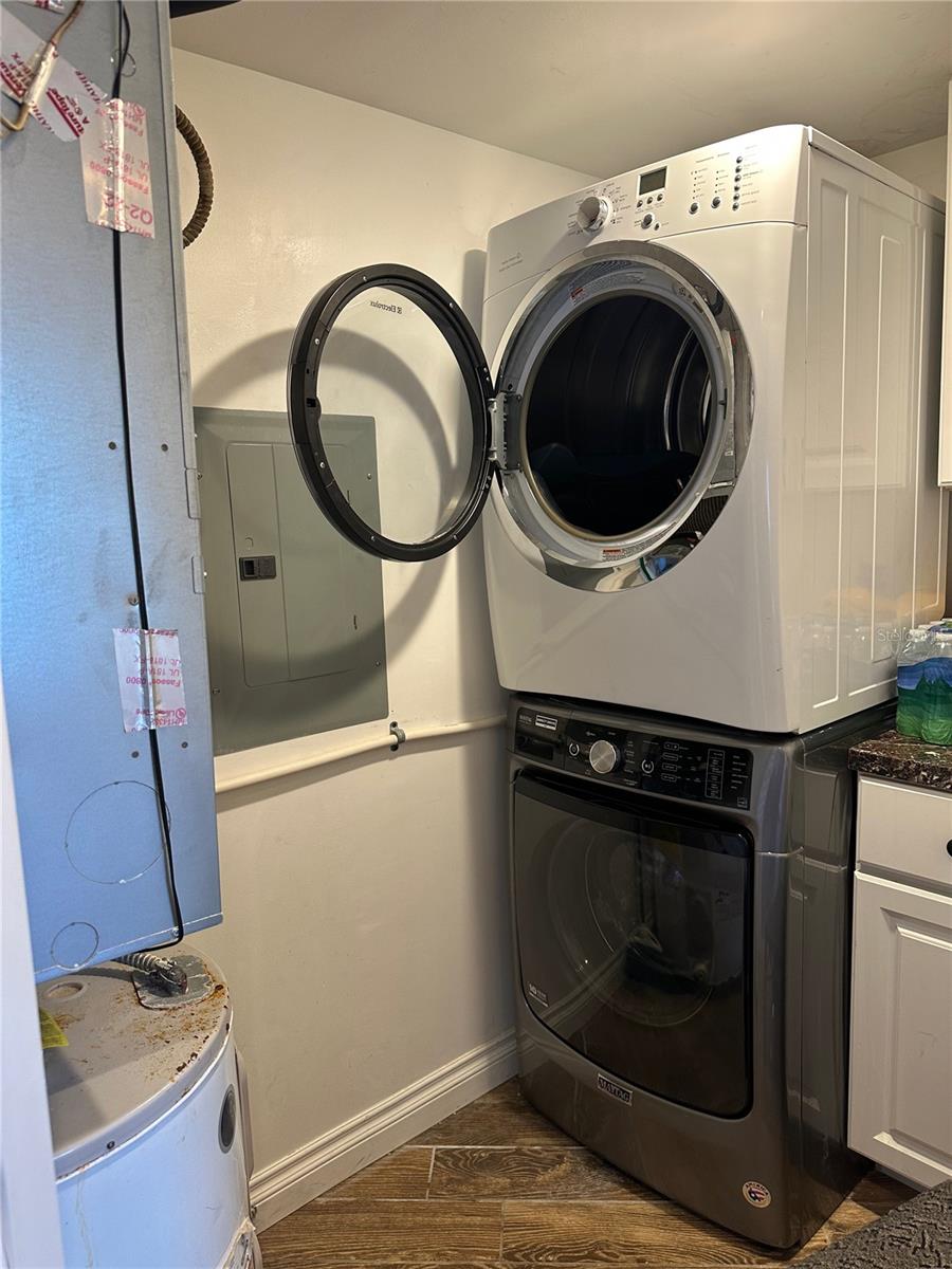 Image 6 of 23 For 1799 Highland Avenue 44